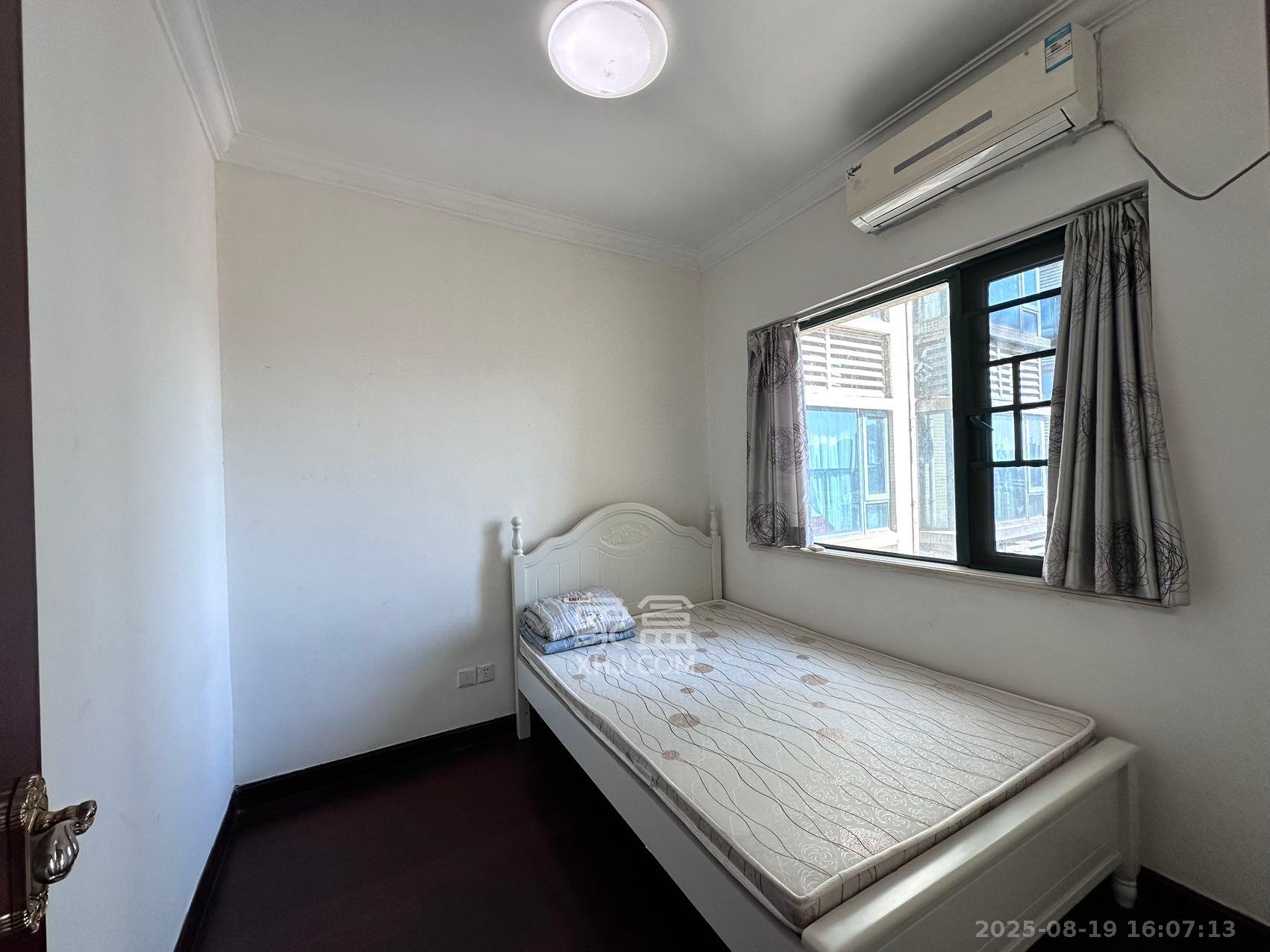 恒大雅苑 3室2厅1卫 2000.0元/月 恒大雅苑 3室2厅1卫 2000.0元/月室内图