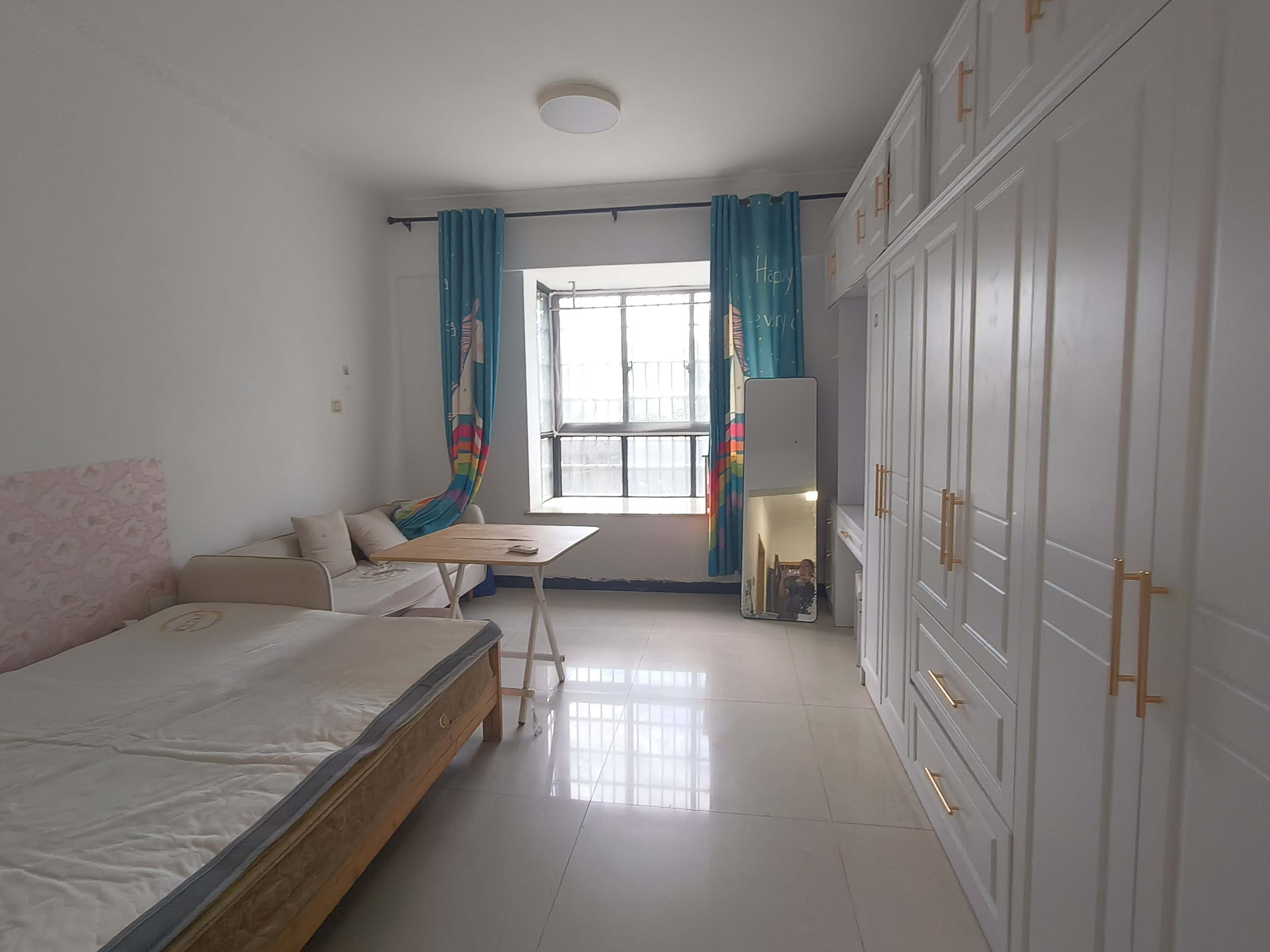 天门壹号 1室1厅1卫 800.0元/月 天门壹号 1室1厅1卫 800.0元/月室内图