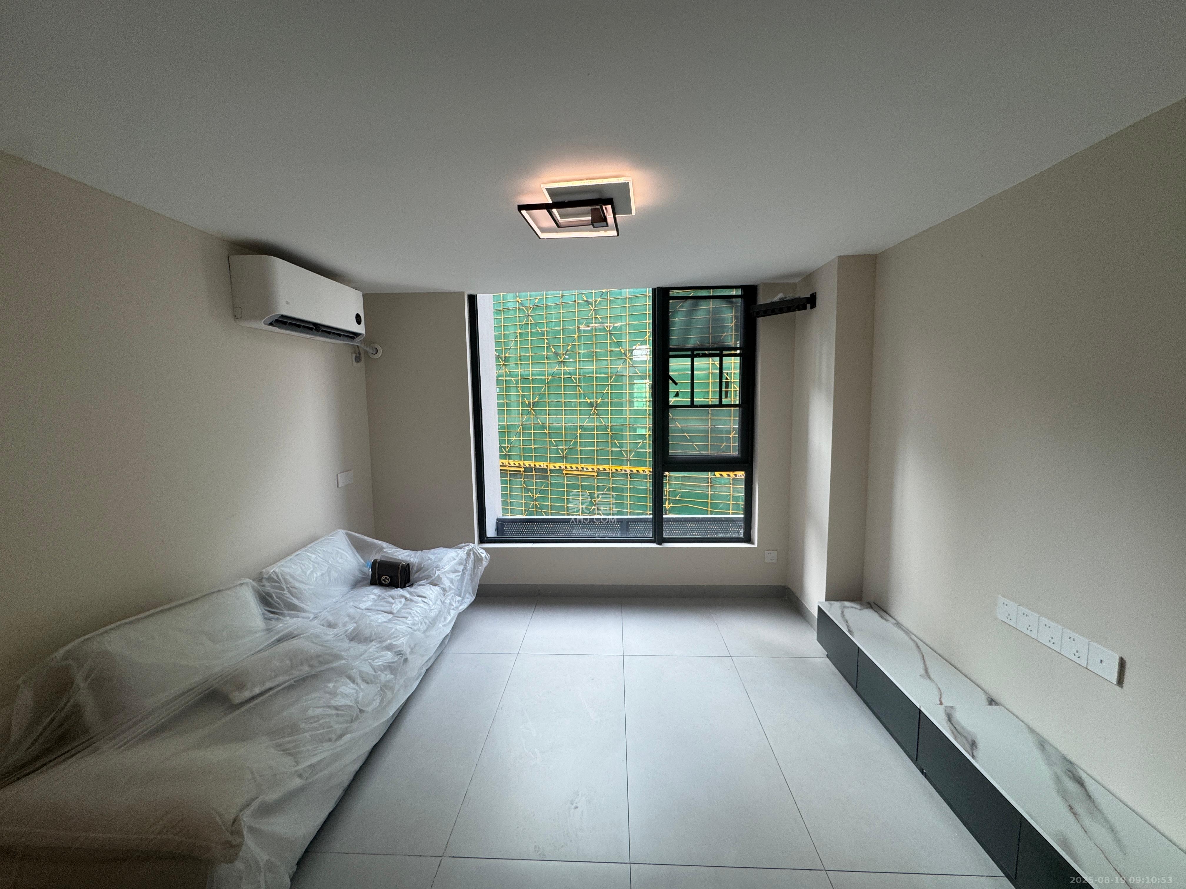 力高凤凰新天 2室2厅1卫 2300.0元/月 力高凤凰新天 2室2厅1卫 2300.0元/月室内图