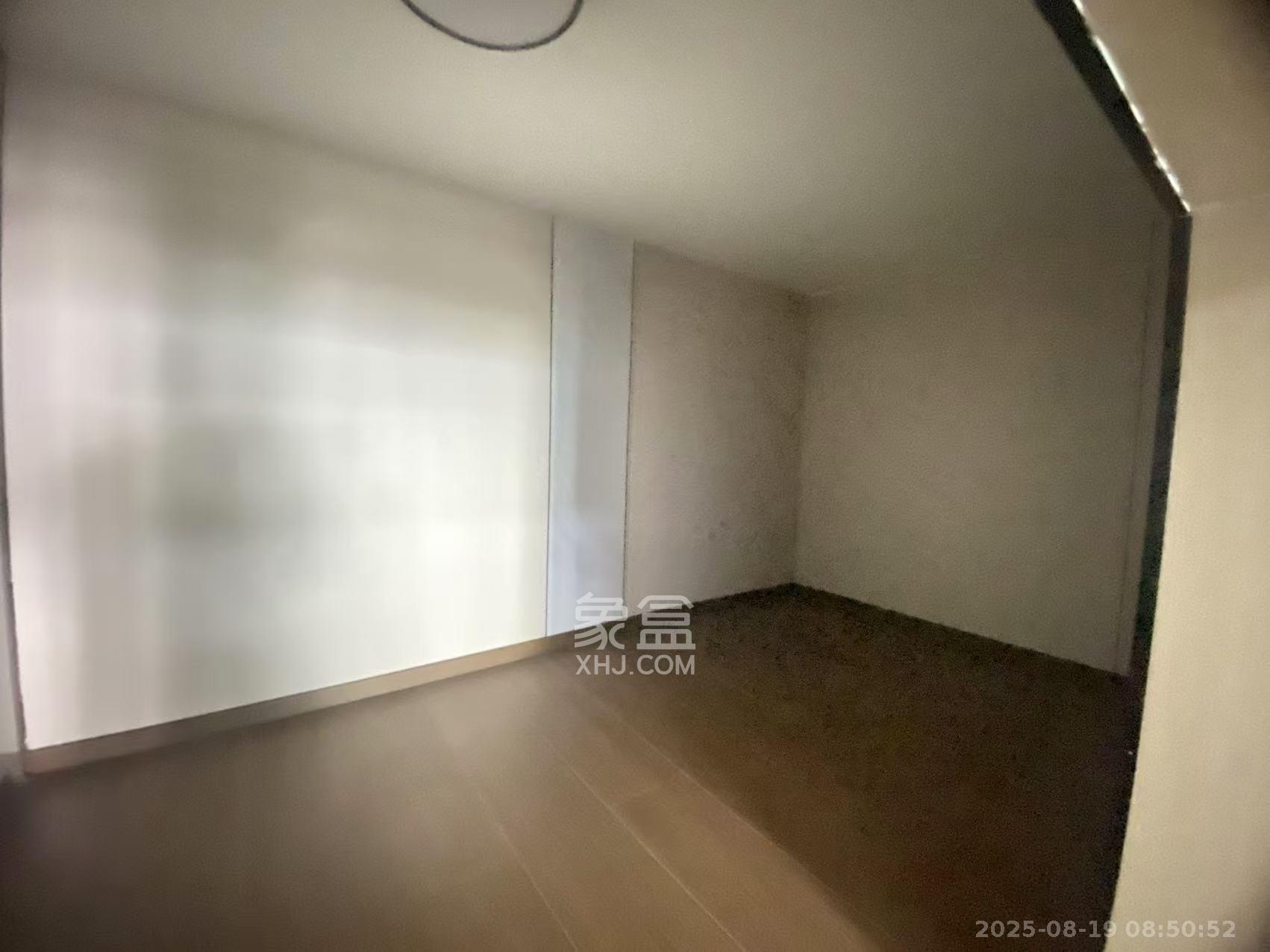保利中环广场（保利中悦苑）  2室1厅1卫   2400.00元/月室内图