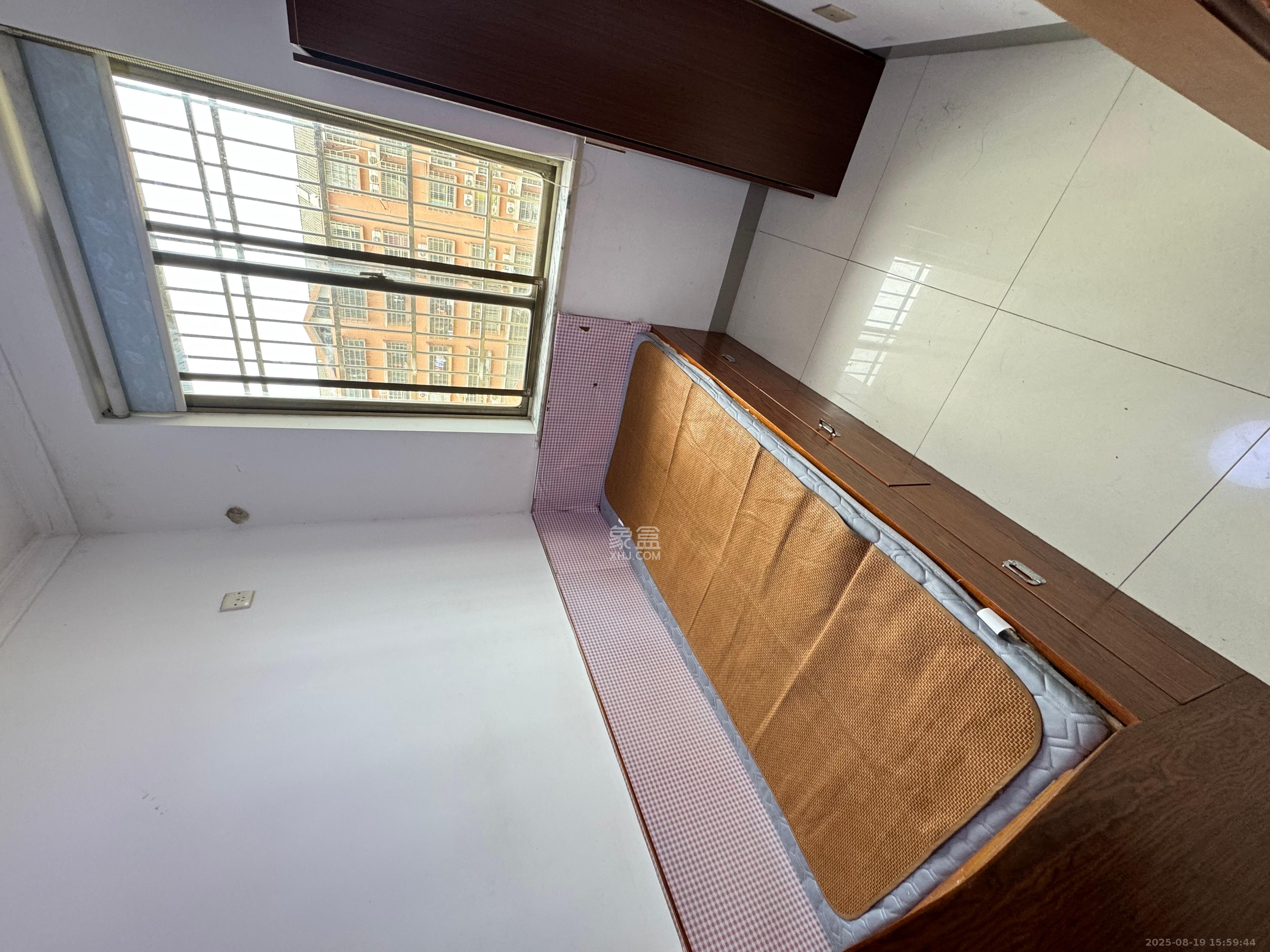 谷峰小区  2室2厅1卫    1500.0元/月室内图