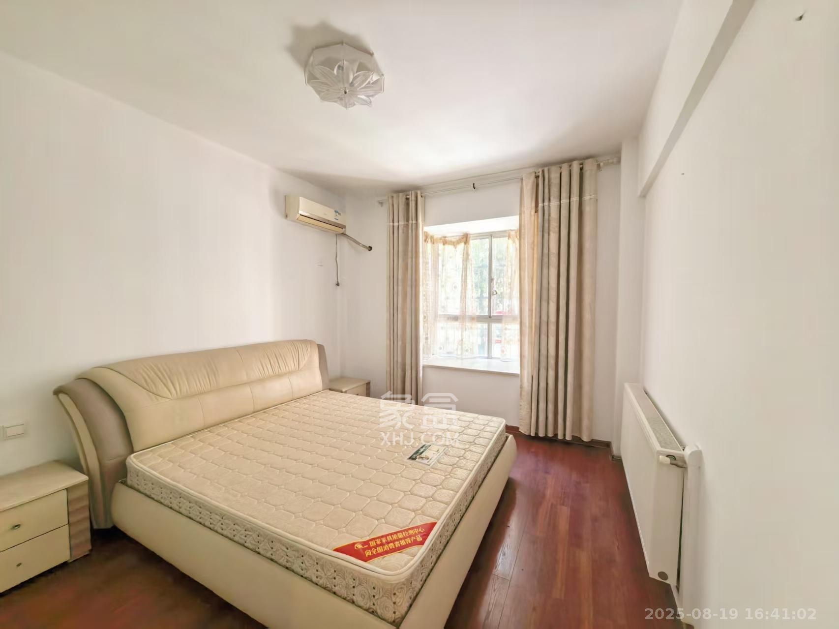 城市山水豪园(山水城市风景) 3室2厅1卫 2500.0元/月 城市山水豪园(山水城市风景) 3室2厅1卫 2500.0元/月室内图