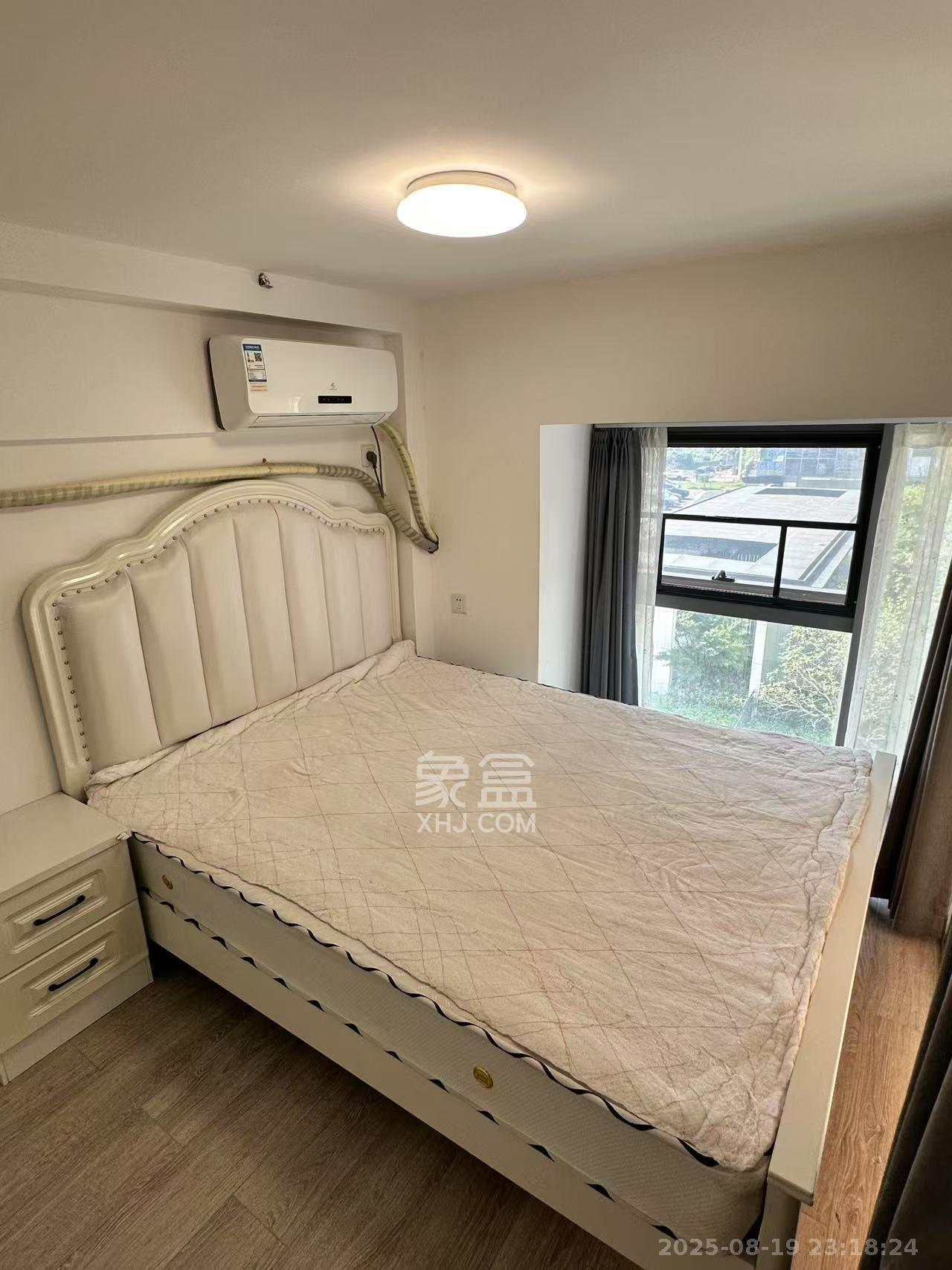 信诚湘江揽月（至善美景大厦）  1室0厅0卫    1700.0元/月室内图