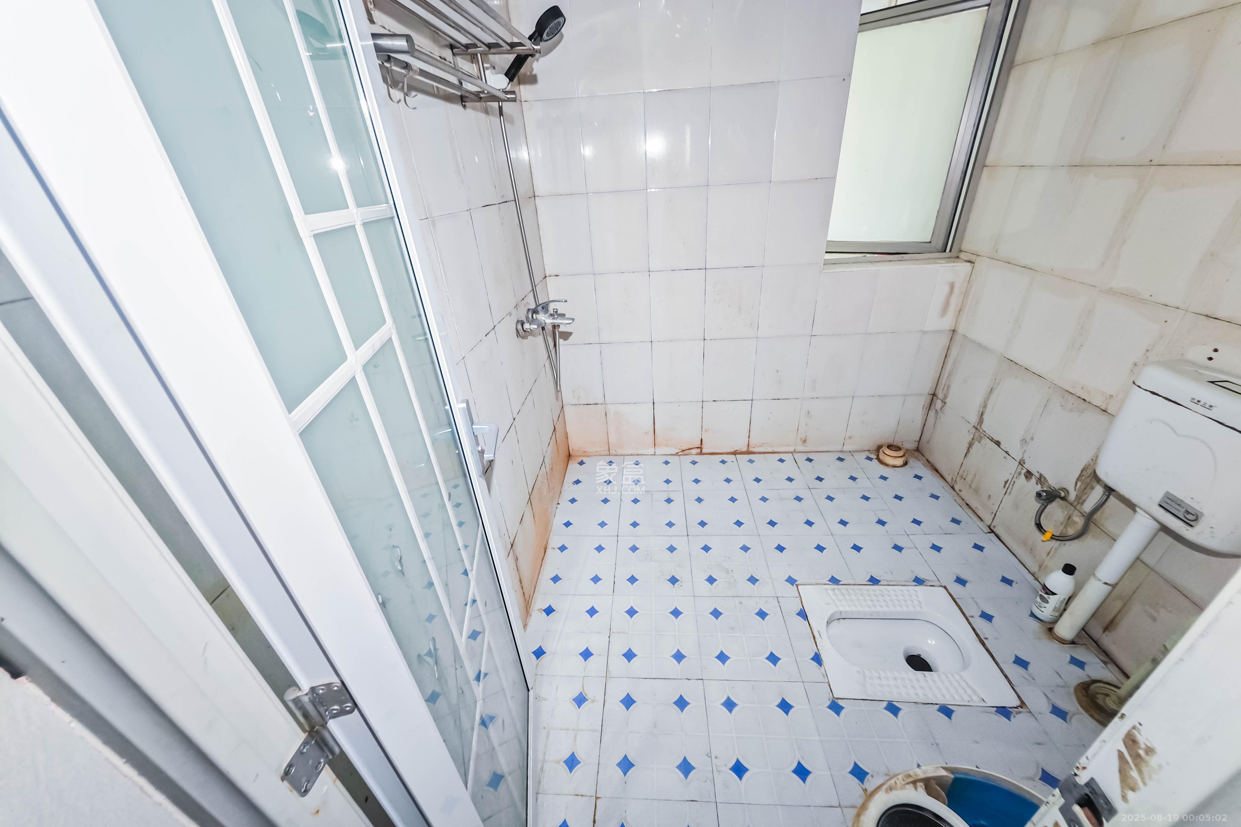 白沙湾嘉园  3室2厅2卫    88.0万 白沙湾嘉园  3室2厅2卫    88.0万卫生间