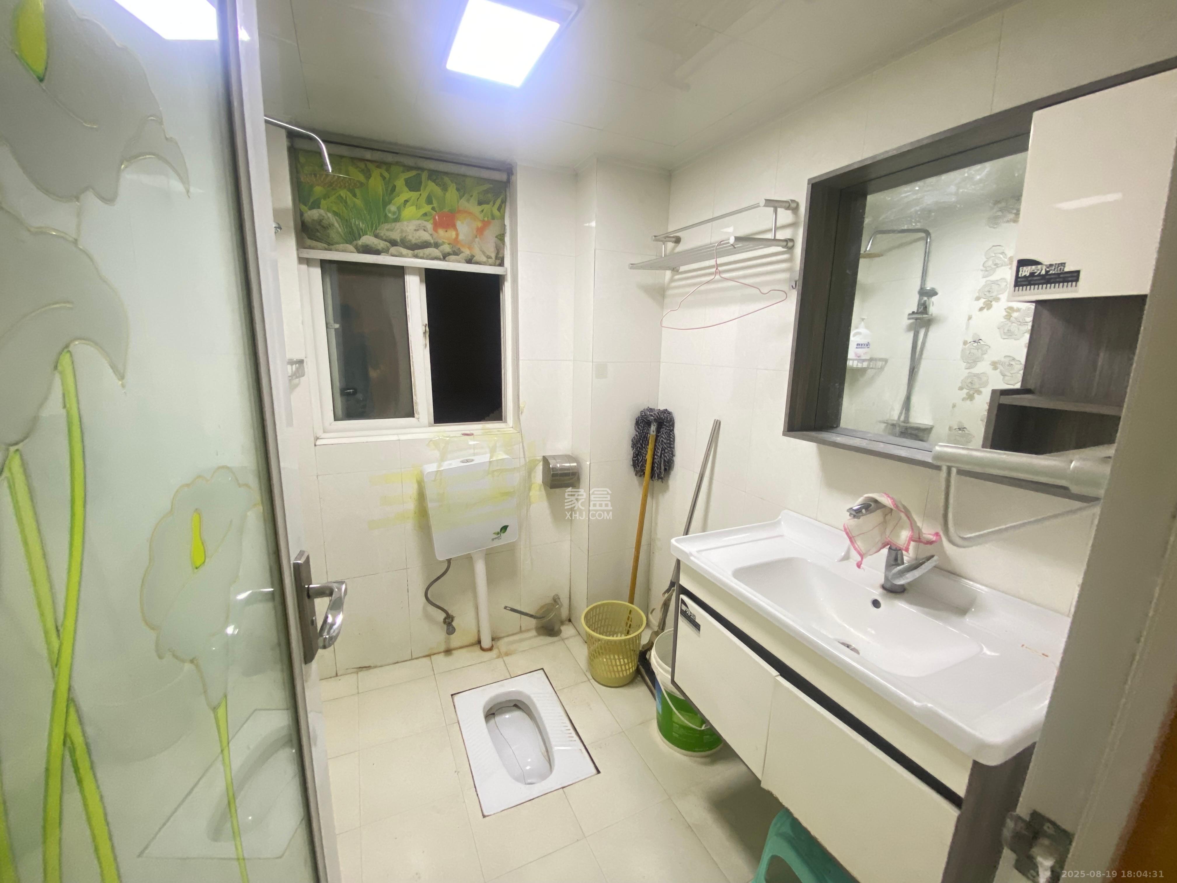 锦璨家园 2室1厅1卫 1600.0元/月 锦璨家园 2室1厅1卫 1600.0元/月室内图