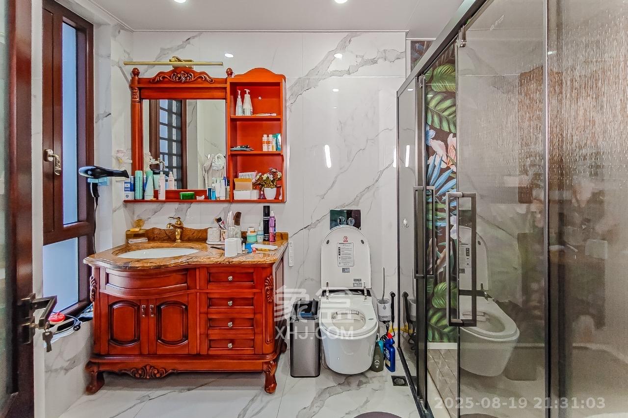 保利国际广场 4室2厅1卫 25000.0元/月 保利国际广场 4室2厅1卫 25000.0元/月室内图