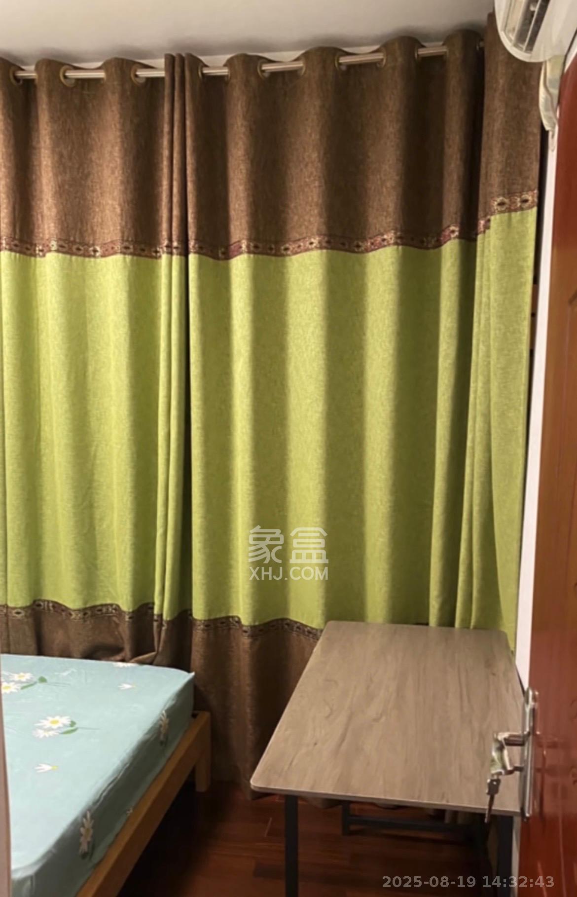 兰亭湾畔  2室2厅1卫   2300.00元/月室内图