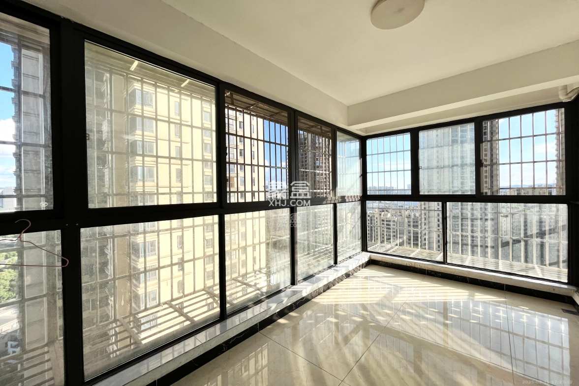 保利麓谷林语E区 4室2厅2卫 2600.0元/月 保利麓谷林语E区 4室2厅2卫 2600.0元/月室内图