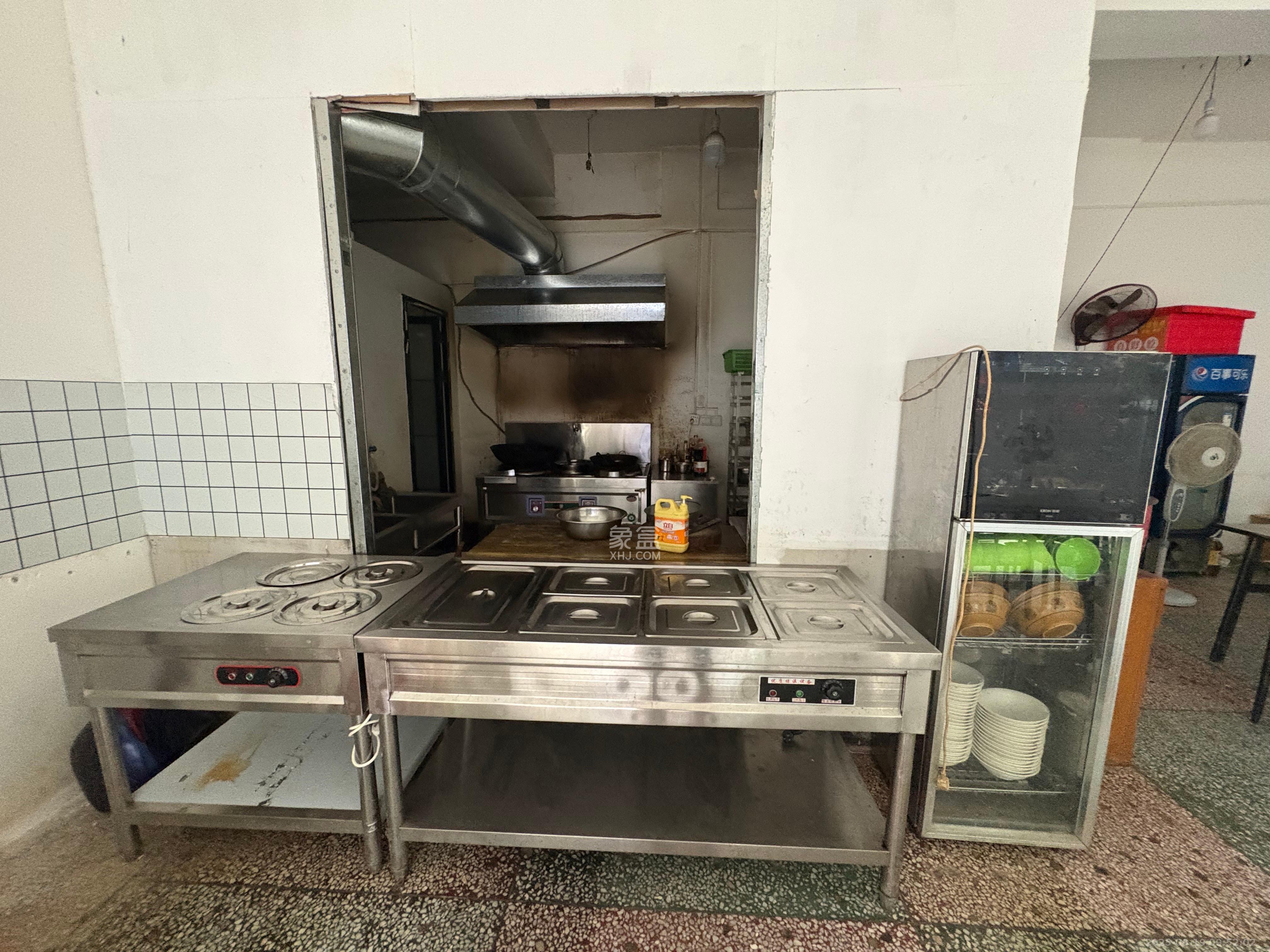 兴联母山小区   70.0㎡     2800.00元/月室内图