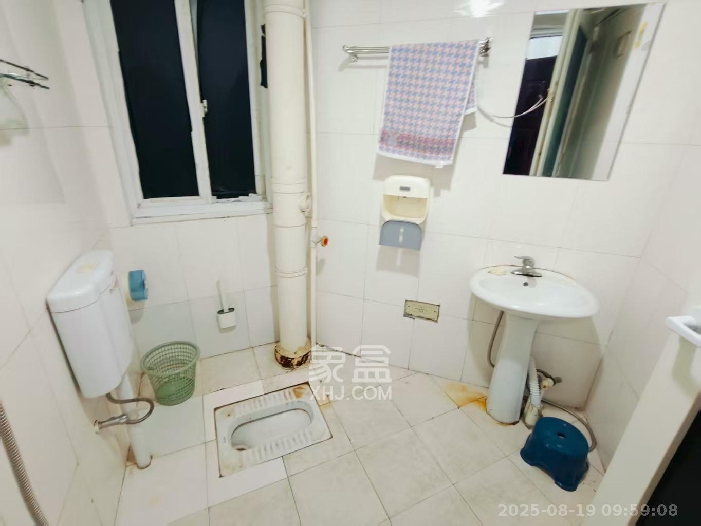 月湖兰庭 1室1厅1卫 1600.0元/月 月湖兰庭 1室1厅1卫 1600.0元/月室内图