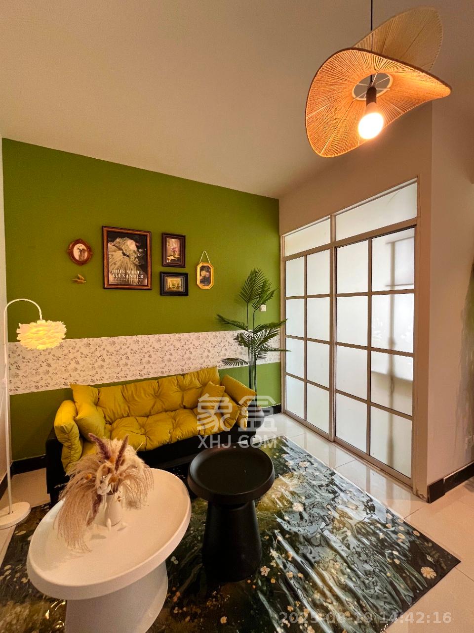 颐美会现代城  2室1厅1卫    2300.0元/月 颐美会现代城  2室1厅1卫    2300.0元/月室内图