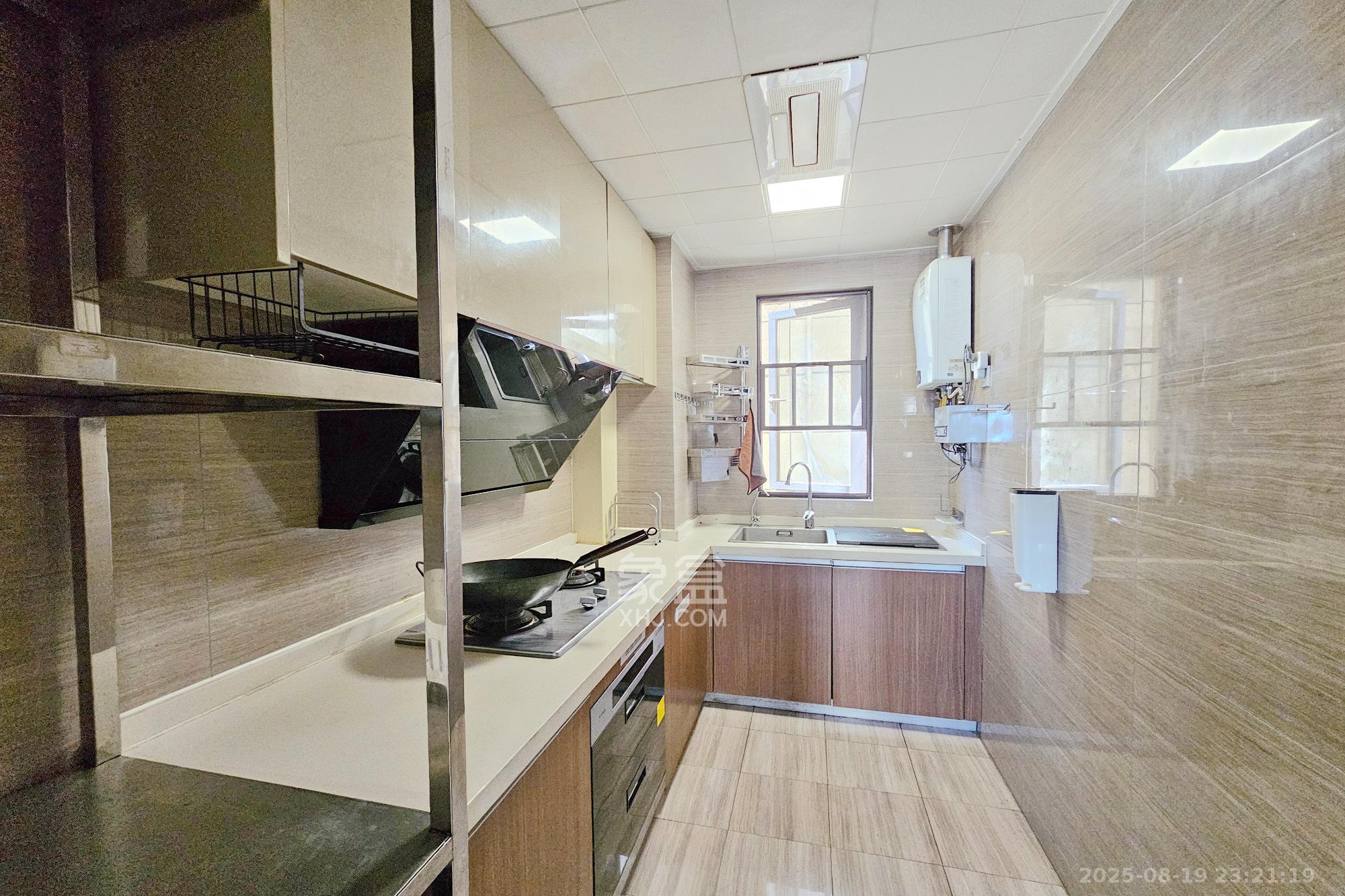 阳光城尚东湾蜜桃园 3室2厅2卫 105.0万 阳光城尚东湾蜜桃园 3室2厅2卫 105.0万其他