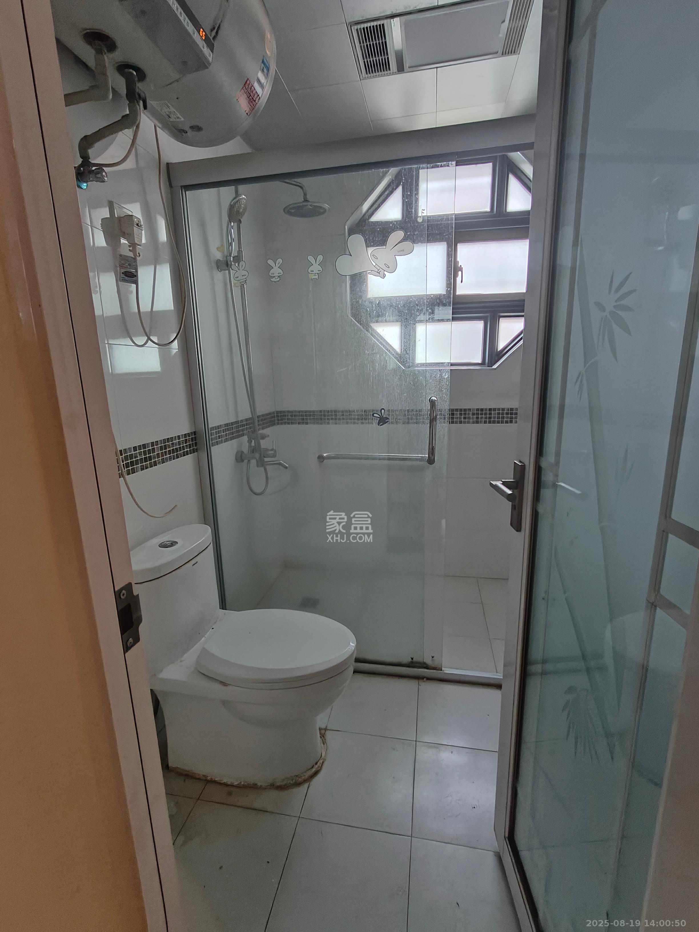 西子湖畔沃府 3室2厅2卫 3000.0元/月 西子湖畔沃府 3室2厅2卫 3000.0元/月室内图