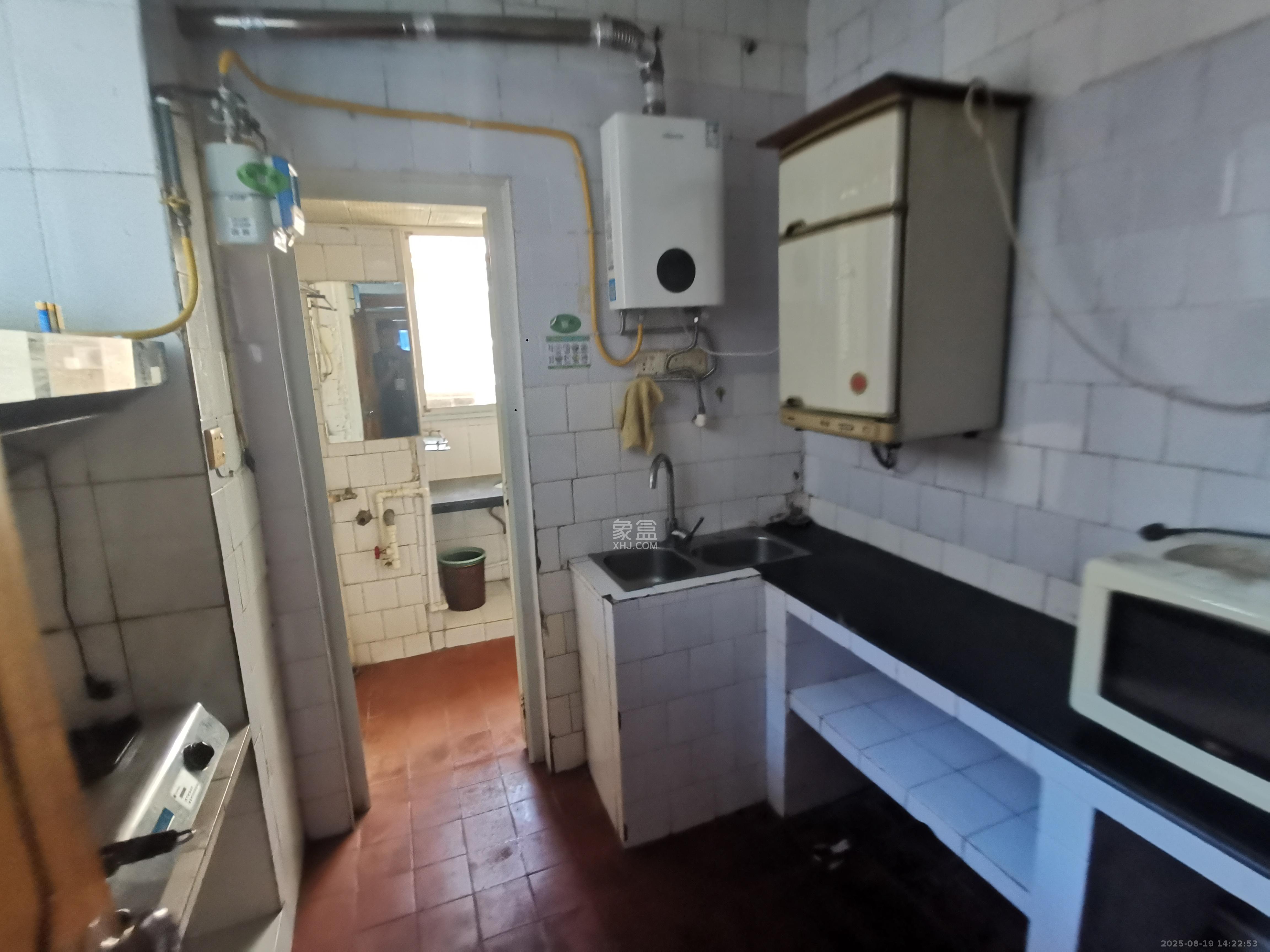 红旗区四片  2室1厅1卫    1500.0元/月室内图