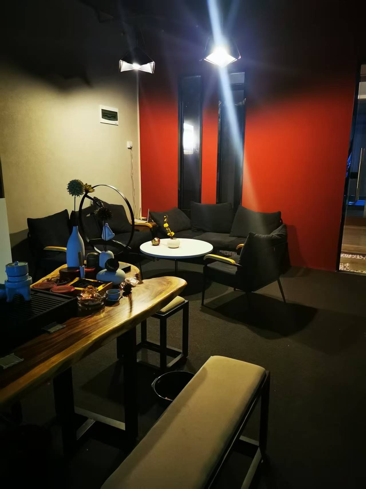 融冠亲城50写字楼 1室0厅0卫 3000.0元/月 融冠亲城50写字楼 1室0厅0卫 3000.0元/月室内图