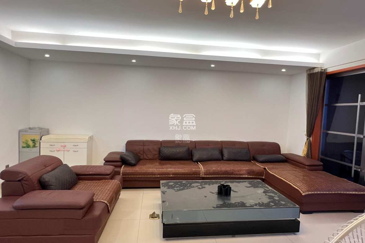 盛湘家园  3室2厅2卫    2200.0元/月 盛湘家园  3室2厅2卫    2200.0元/月室内图