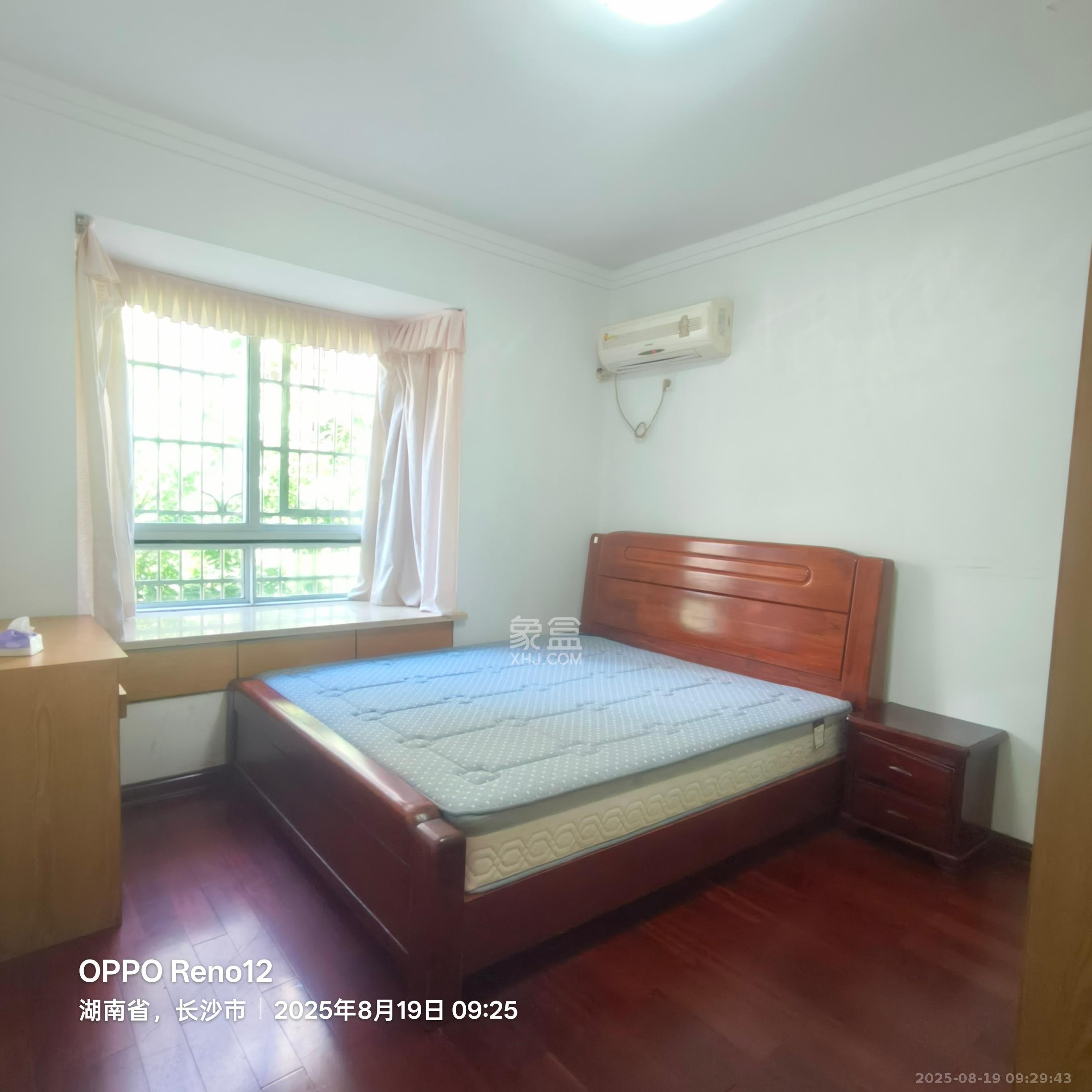 圣力华苑  3室2厅2卫    1600.0元/月室内图