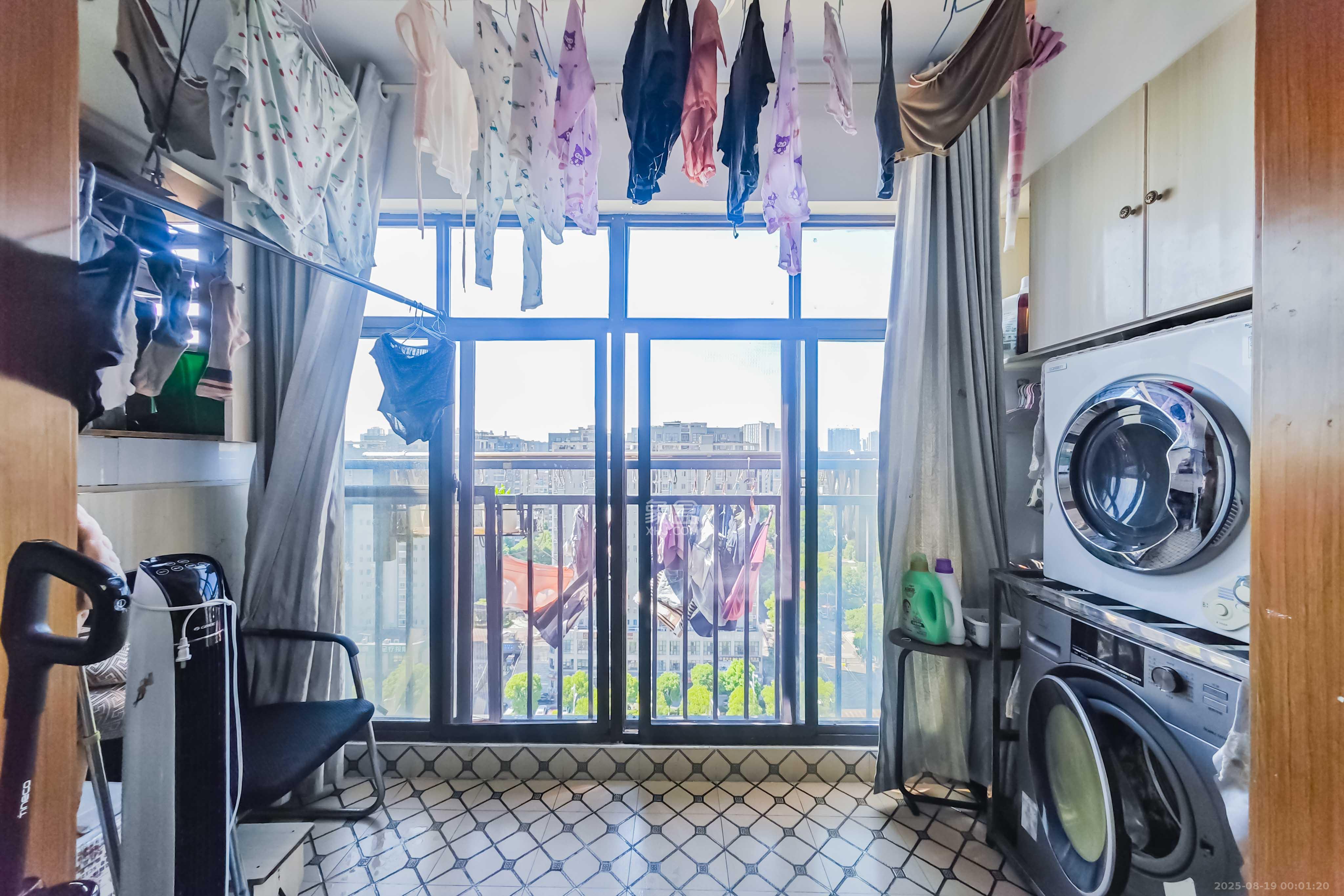 旭辉香樟公馆  2室2厅1卫    69.0万其他