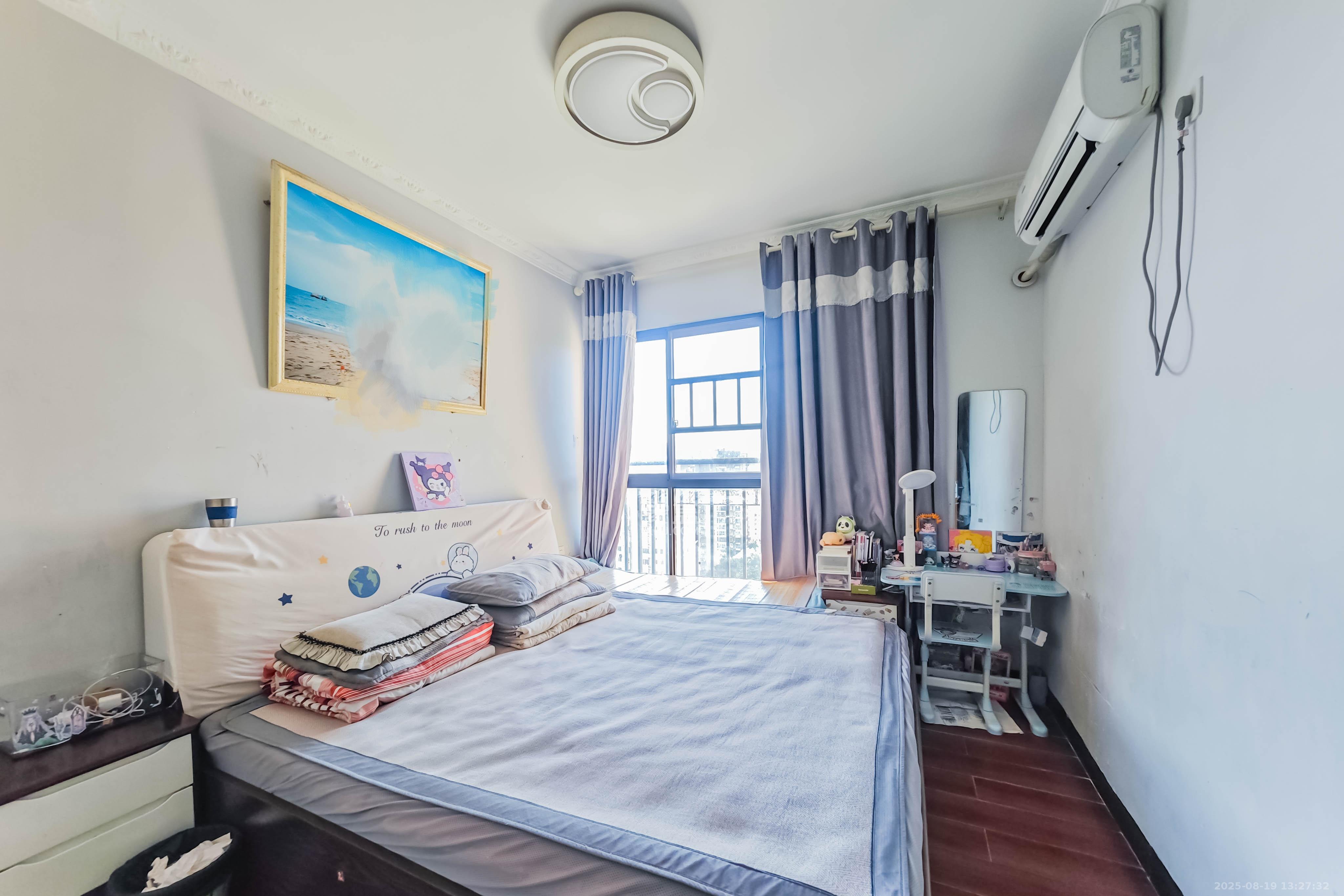 旭辉香樟公馆  2室2厅1卫    69.0万卧室