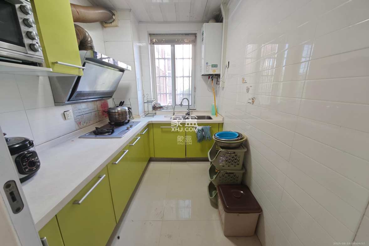 都江新城(都江新苑) 3室2厅2卫 3500.0元/月 都江新城(都江新苑) 3室2厅2卫 3500.0元/月室内图