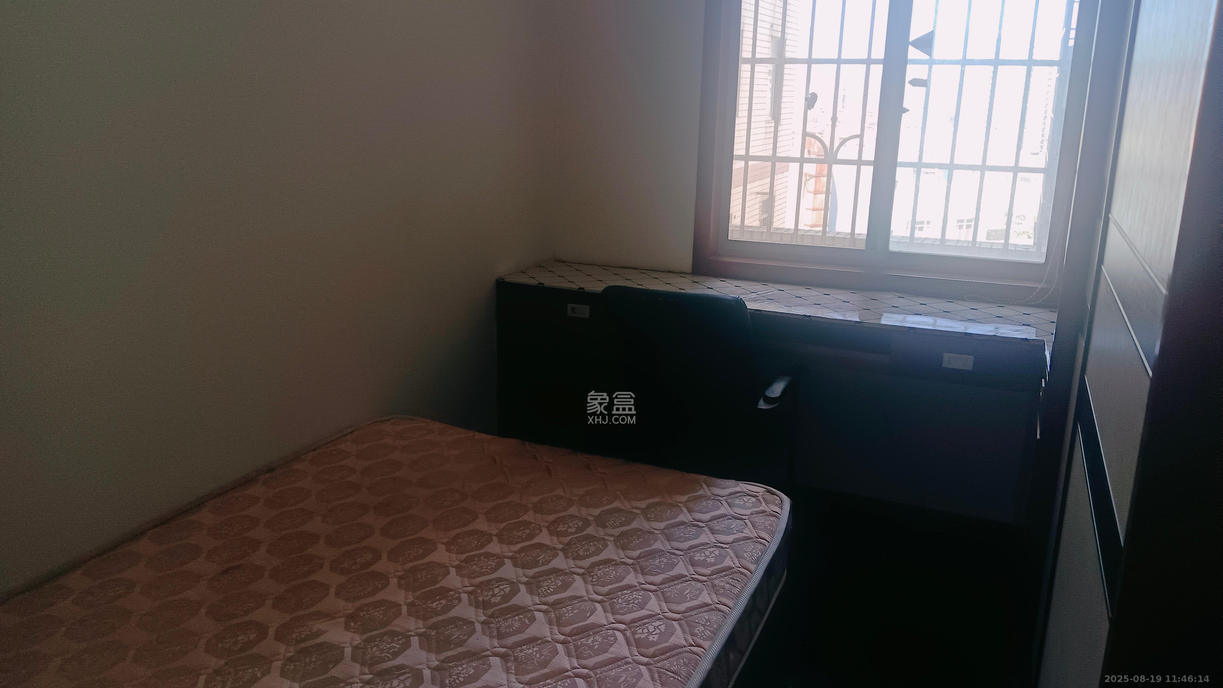 东方新世界 2室2厅1卫 2100.0元/月 东方新世界 2室2厅1卫 2100.0元/月室内图