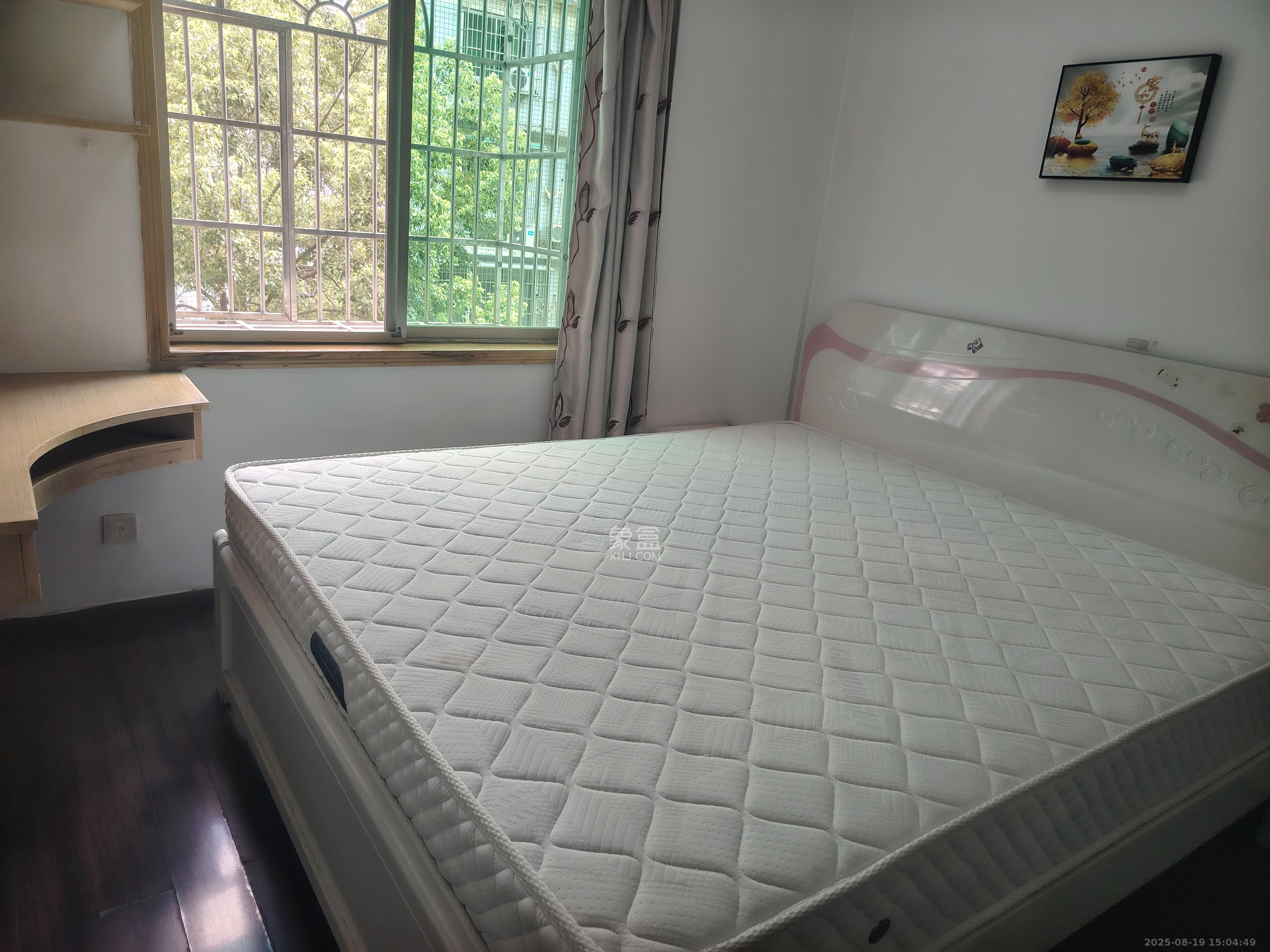 扬帆小区  2室1厅1卫   1800.00元/月室内图