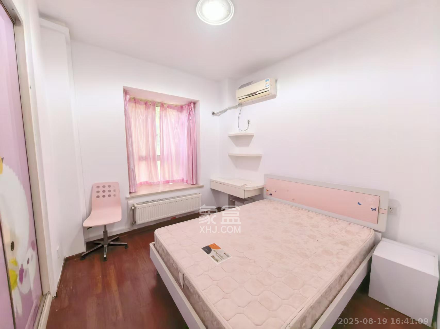 城市山水豪园(山水城市风景) 3室2厅1卫 2500.0元/月 城市山水豪园(山水城市风景) 3室2厅1卫 2500.0元/月室内图