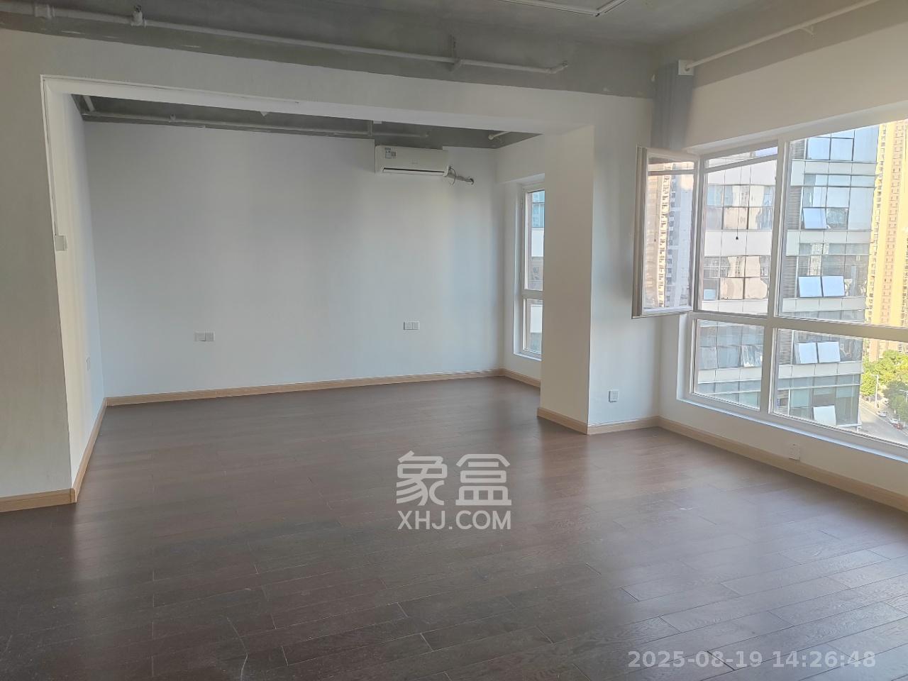 北辰三角洲B1E1区 1室1厅1卫 3500.0元/月 北辰三角洲B1E1区 1室1厅1卫 3500.0元/月室内图