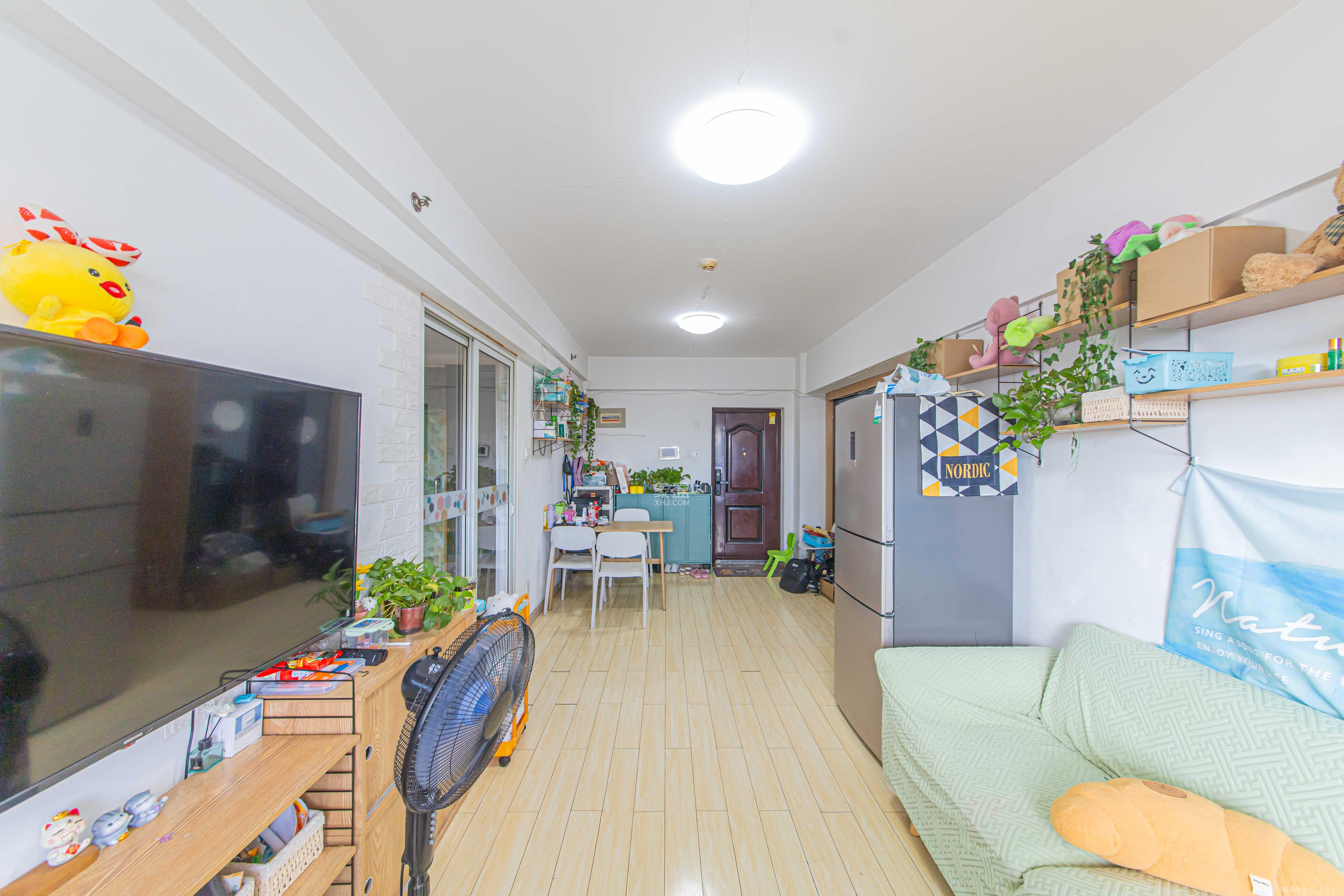 中信文化广场(中信新城二期)  2室2厅1卫    49.8万 中信文化广场(中信新城二期)  2室2厅1卫    49.8万