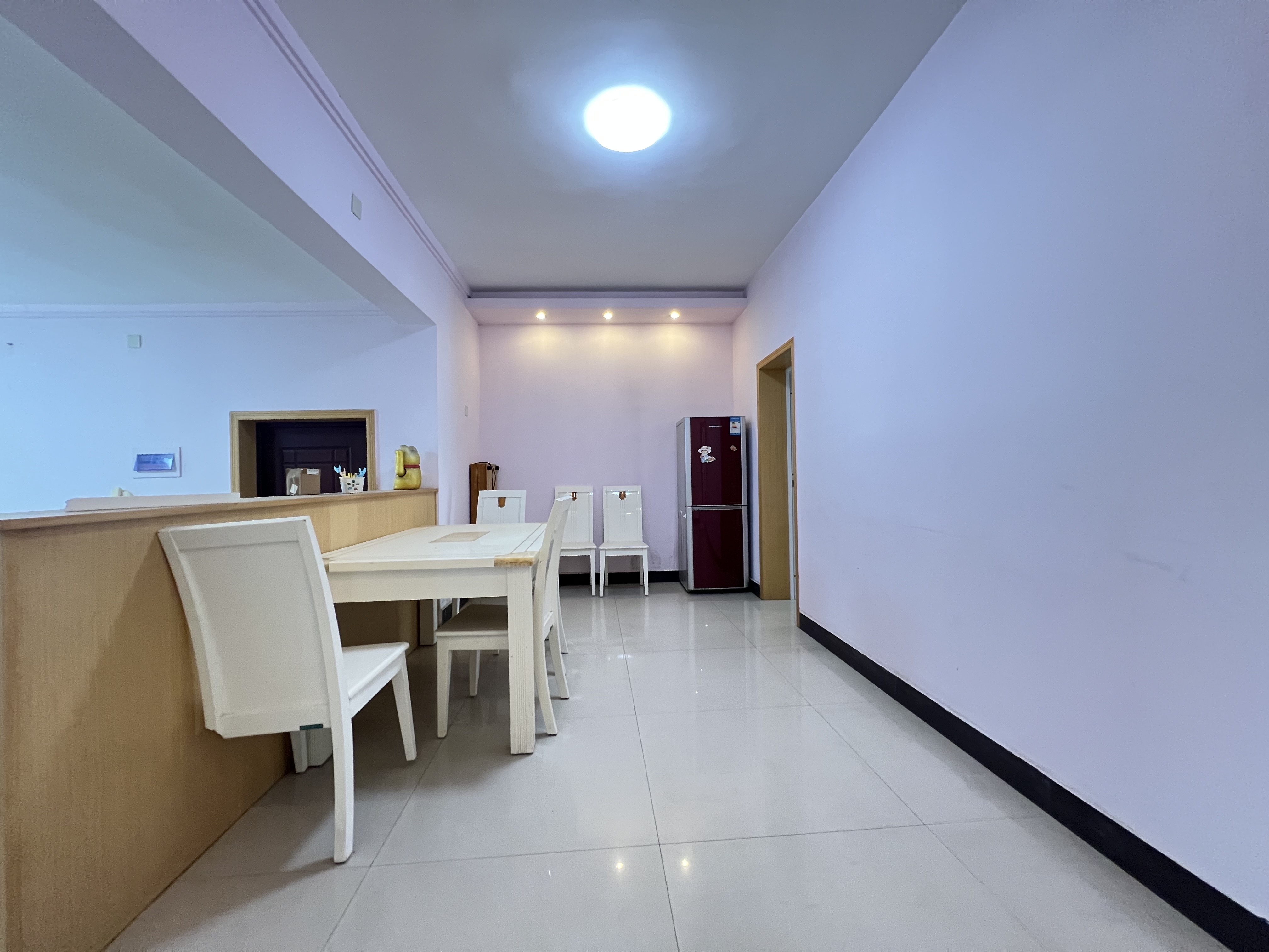 水榭花都 3室2厅2卫 58.8万 水榭花都 3室2厅2卫 58.8万客厅