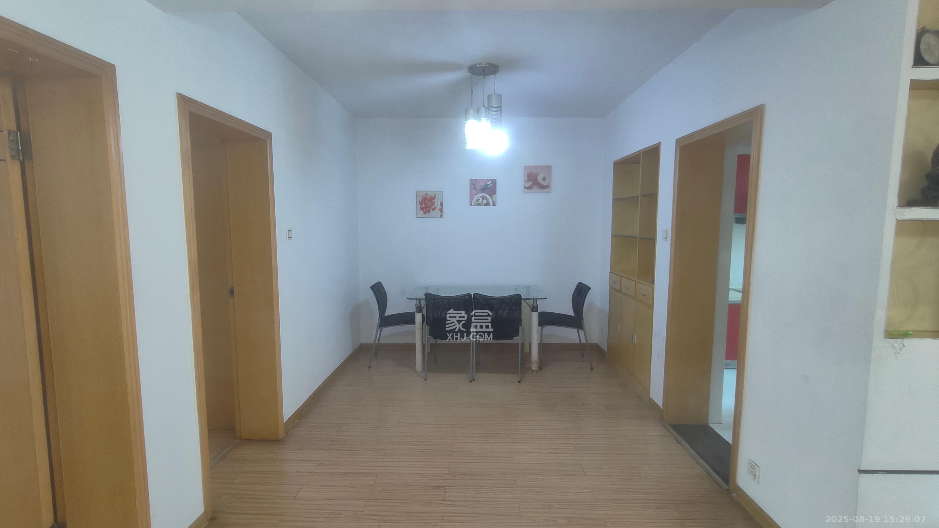 紫薇苑 2室2厅1卫 1800.0元/月 紫薇苑 2室2厅1卫 1800.0元/月室内图