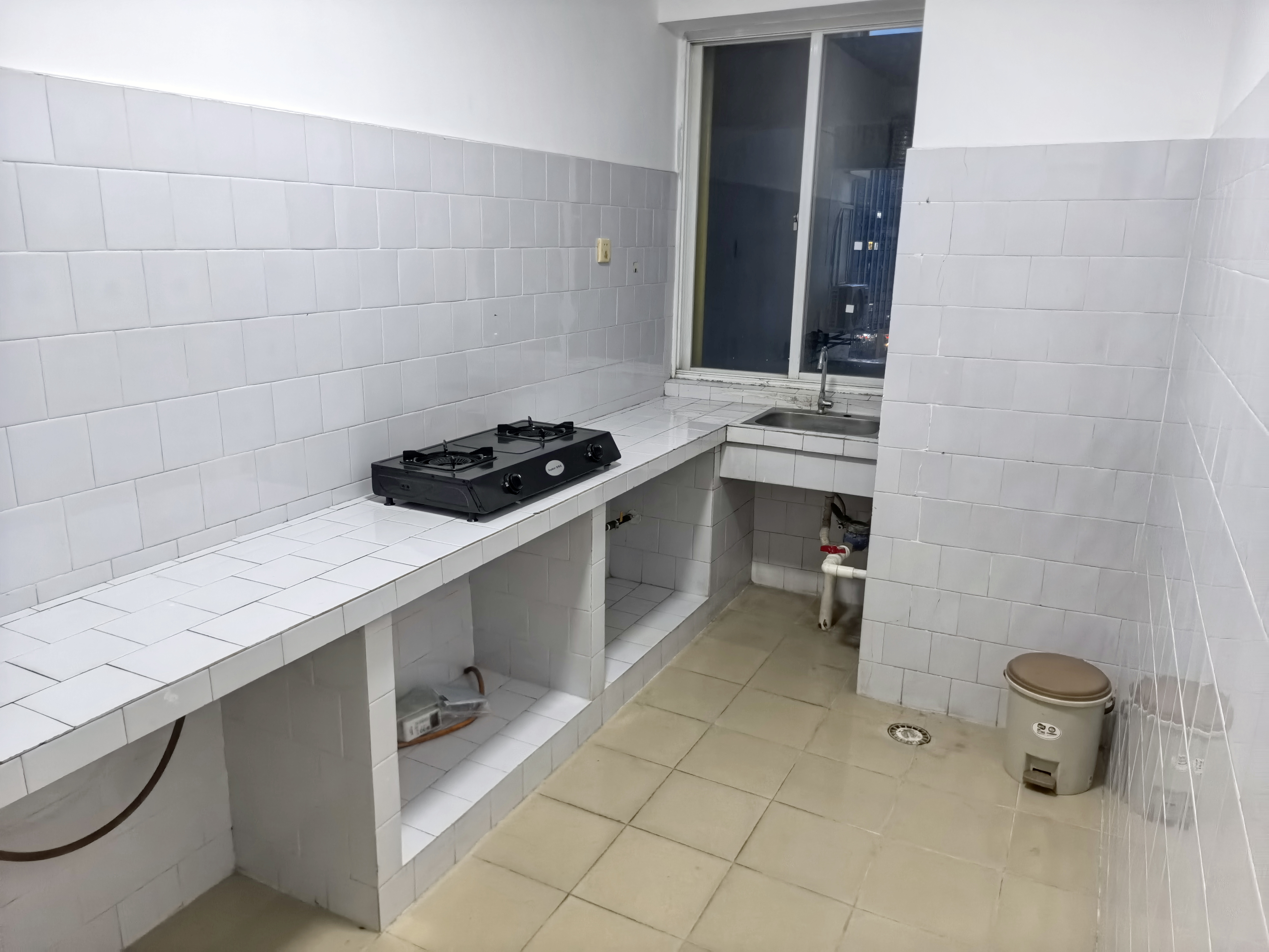 中盐大厦  3室2厅1卫   2800.00元/月室内图