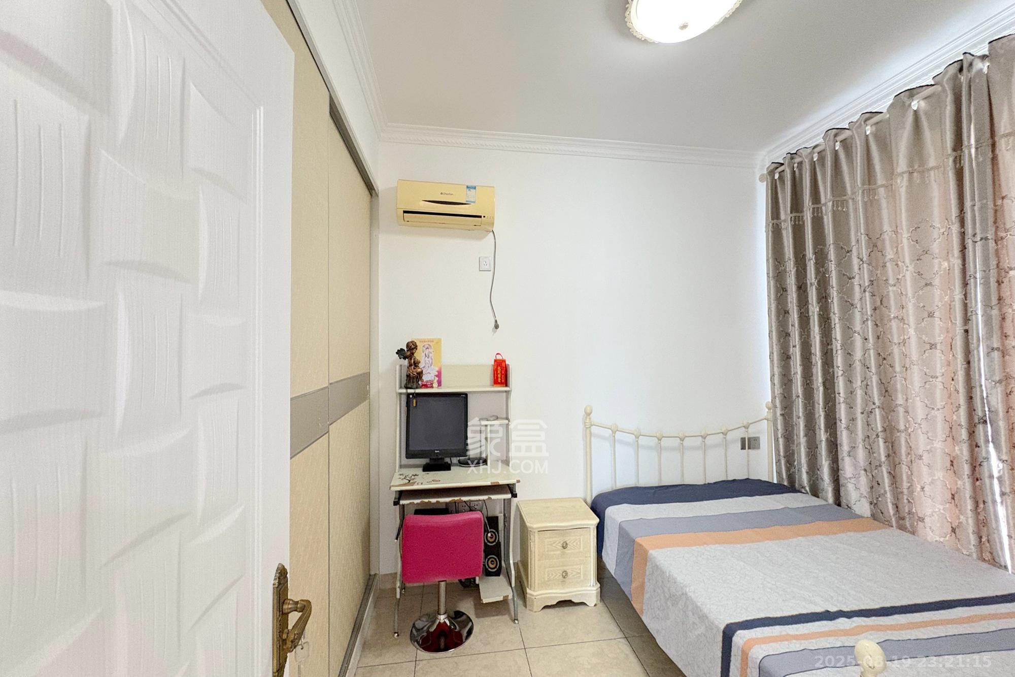 融圣国际  2室1厅1卫    118.0万卧室