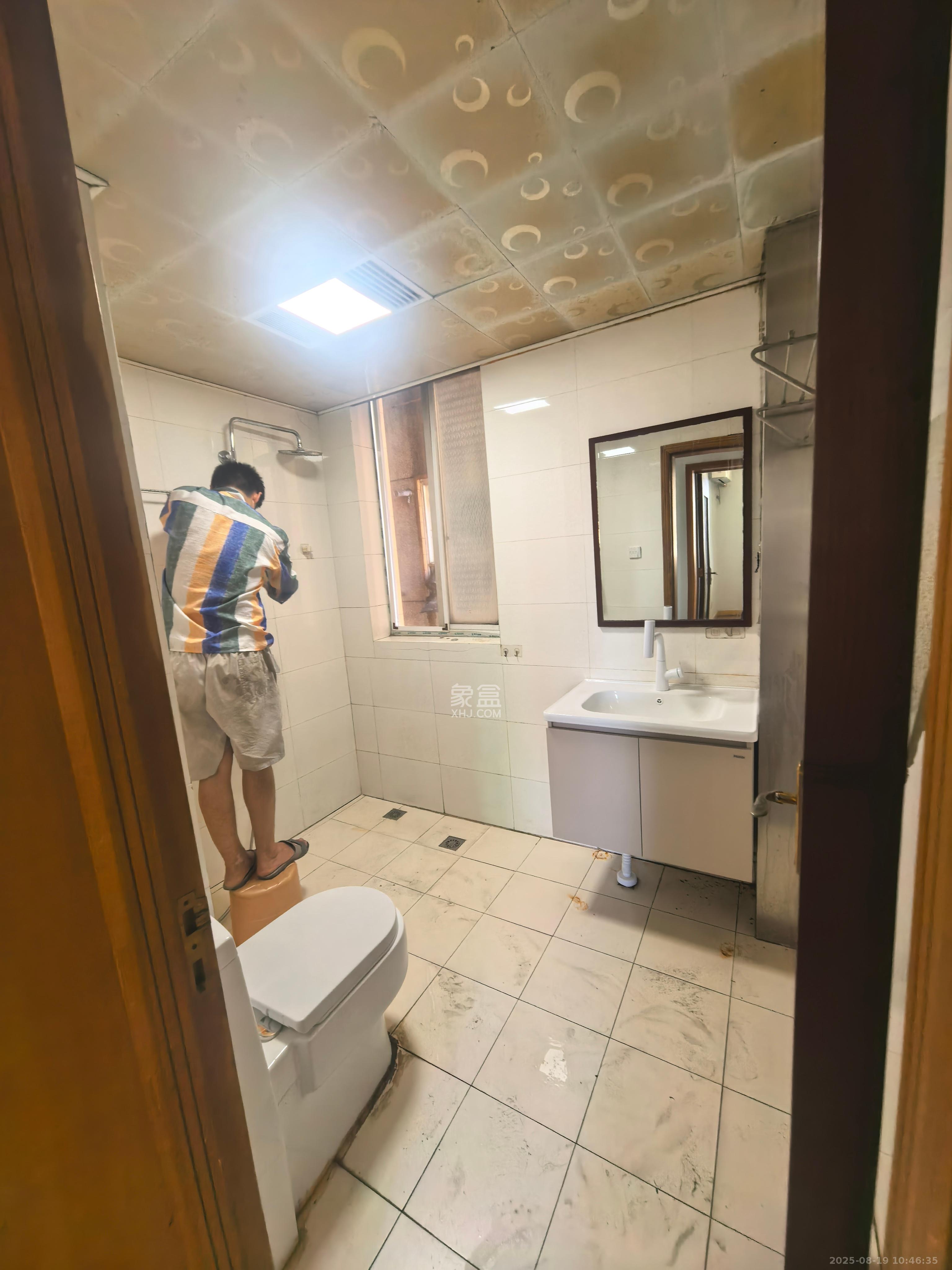 电信308  2室2厅1卫   2600.00元/月室内图