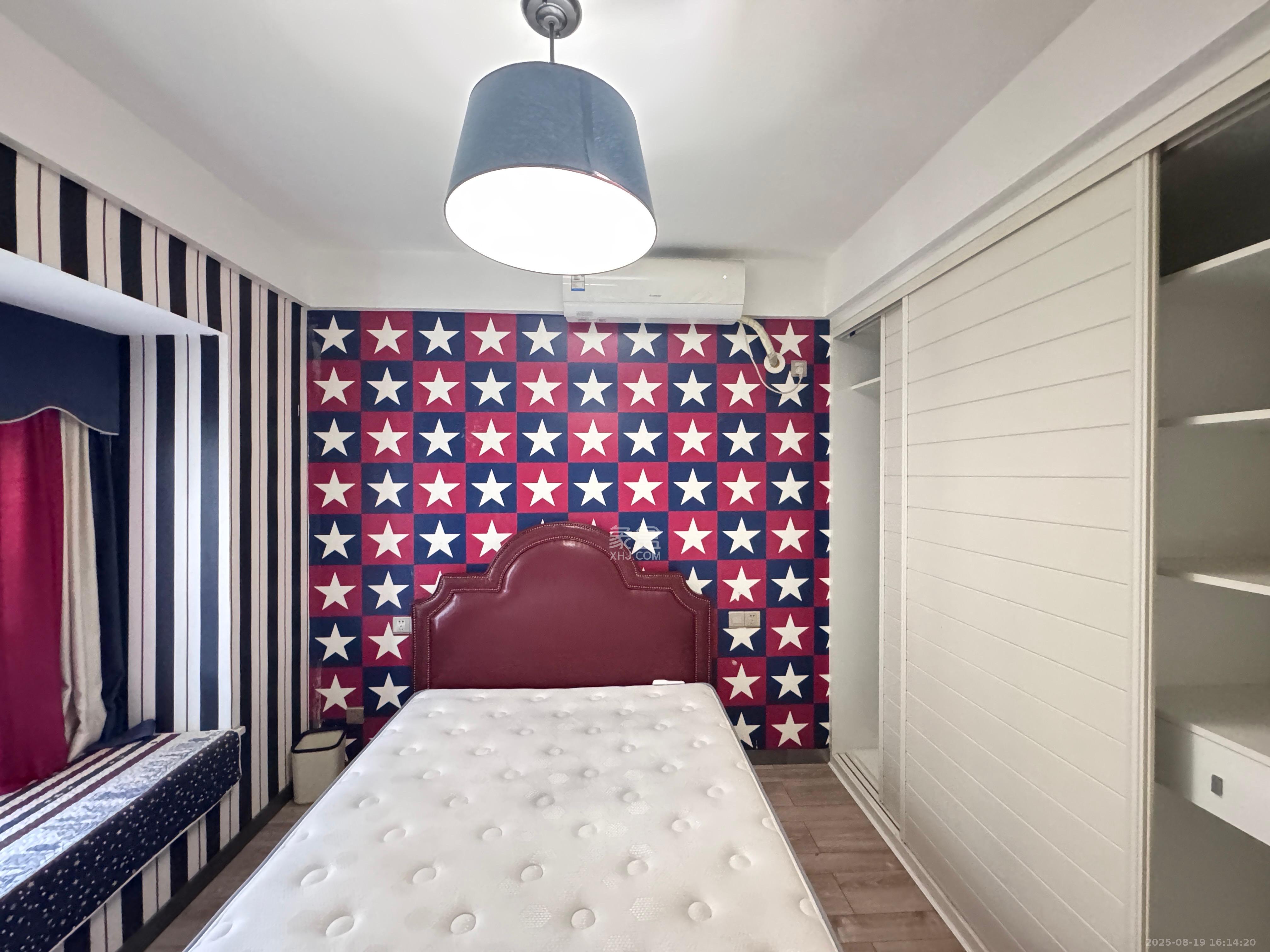 鑫远尚玺苑 3室2厅2卫 4500.0元/月 鑫远尚玺苑 3室2厅2卫 4500.0元/月室内图