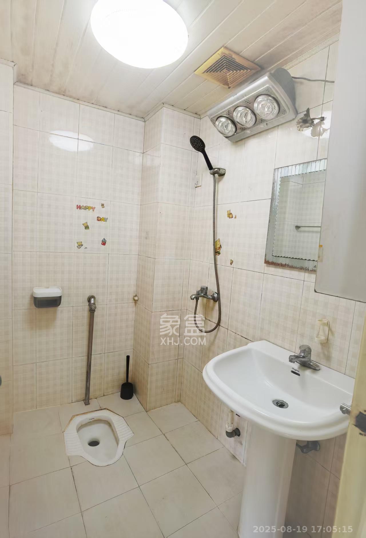 玲珑阁（陈家湖社区）  1室1厅1卫   1200.00元/月室内图