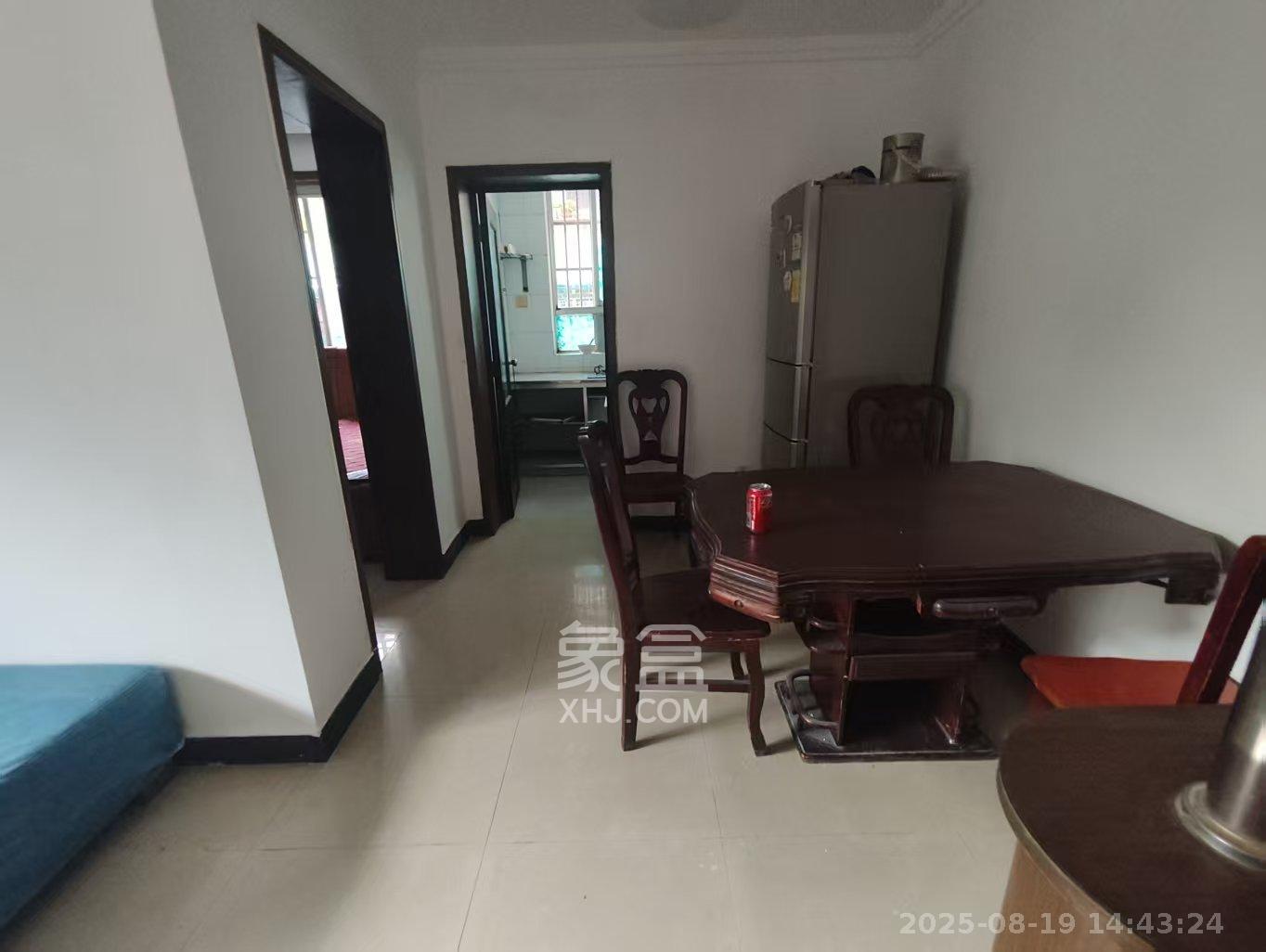 天韵家园 3室2厅1卫 2100.0元/月 天韵家园 3室2厅1卫 2100.0元/月室内图