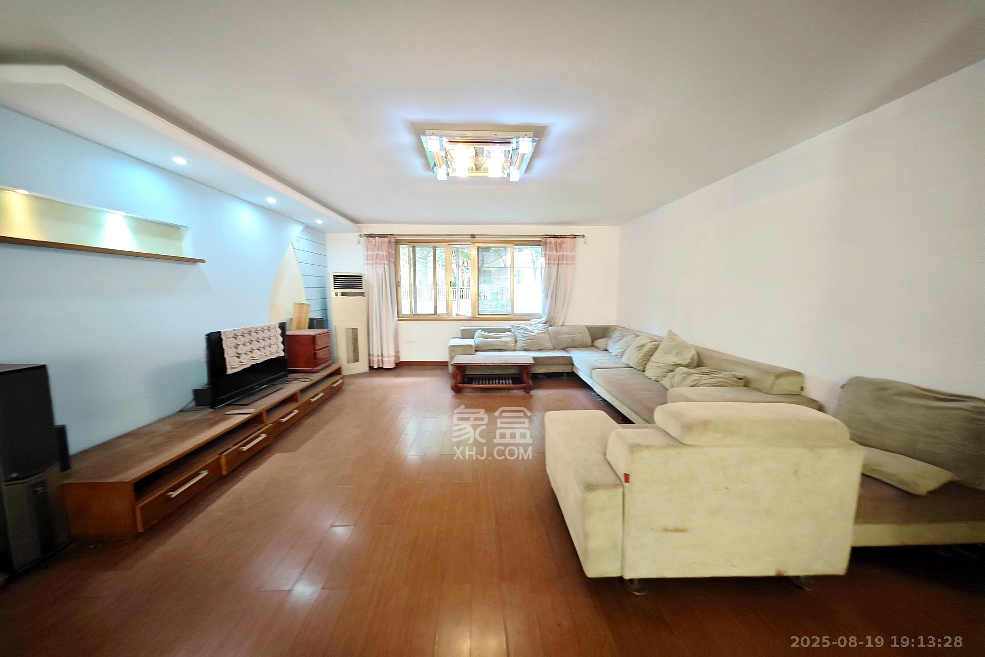 石长铁路宿舍  3室2厅2卫    92.8万