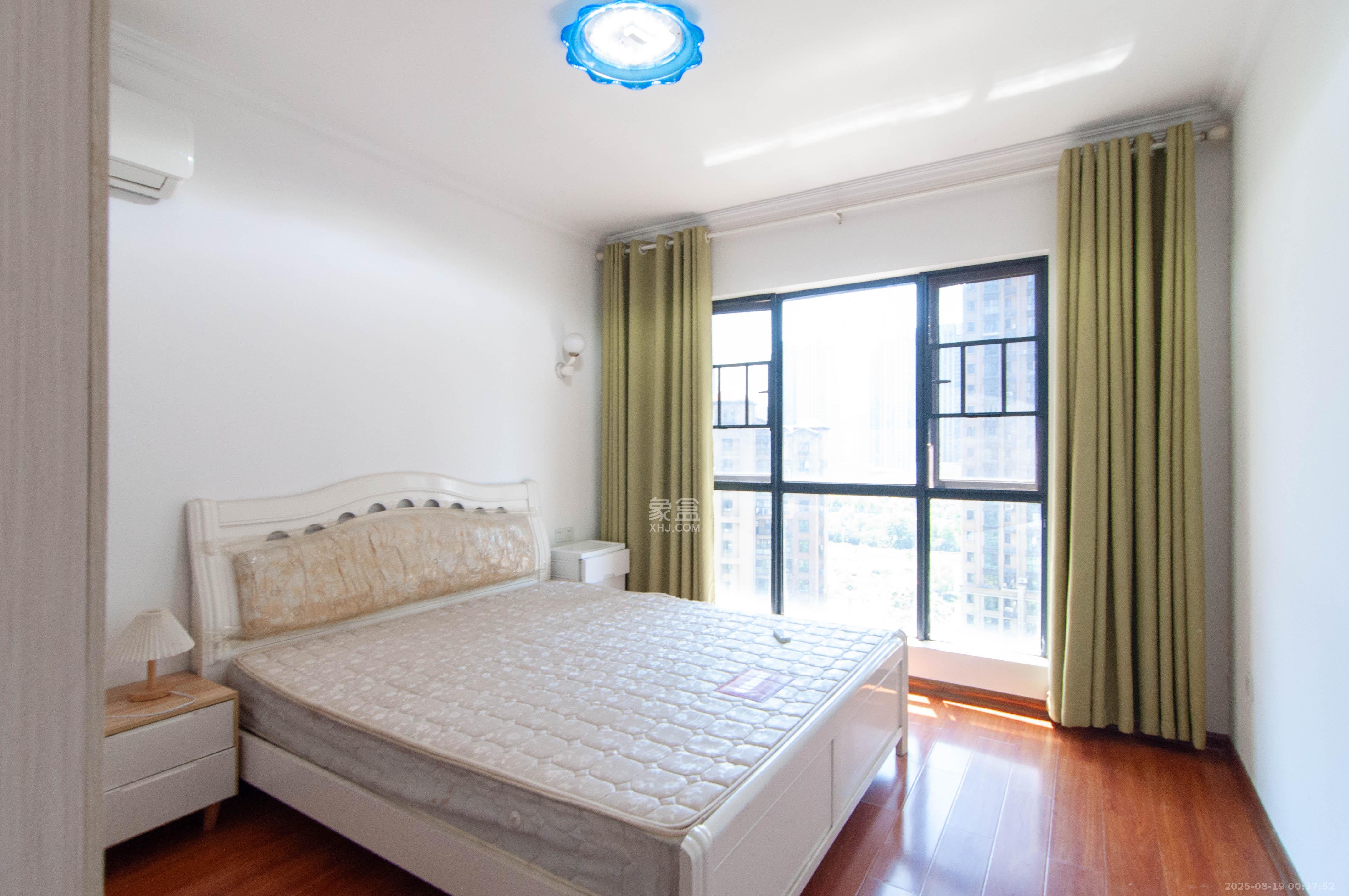 振业城二期 3室2厅2卫 163.0万 振业城二期 3室2厅2卫 163.0万其他