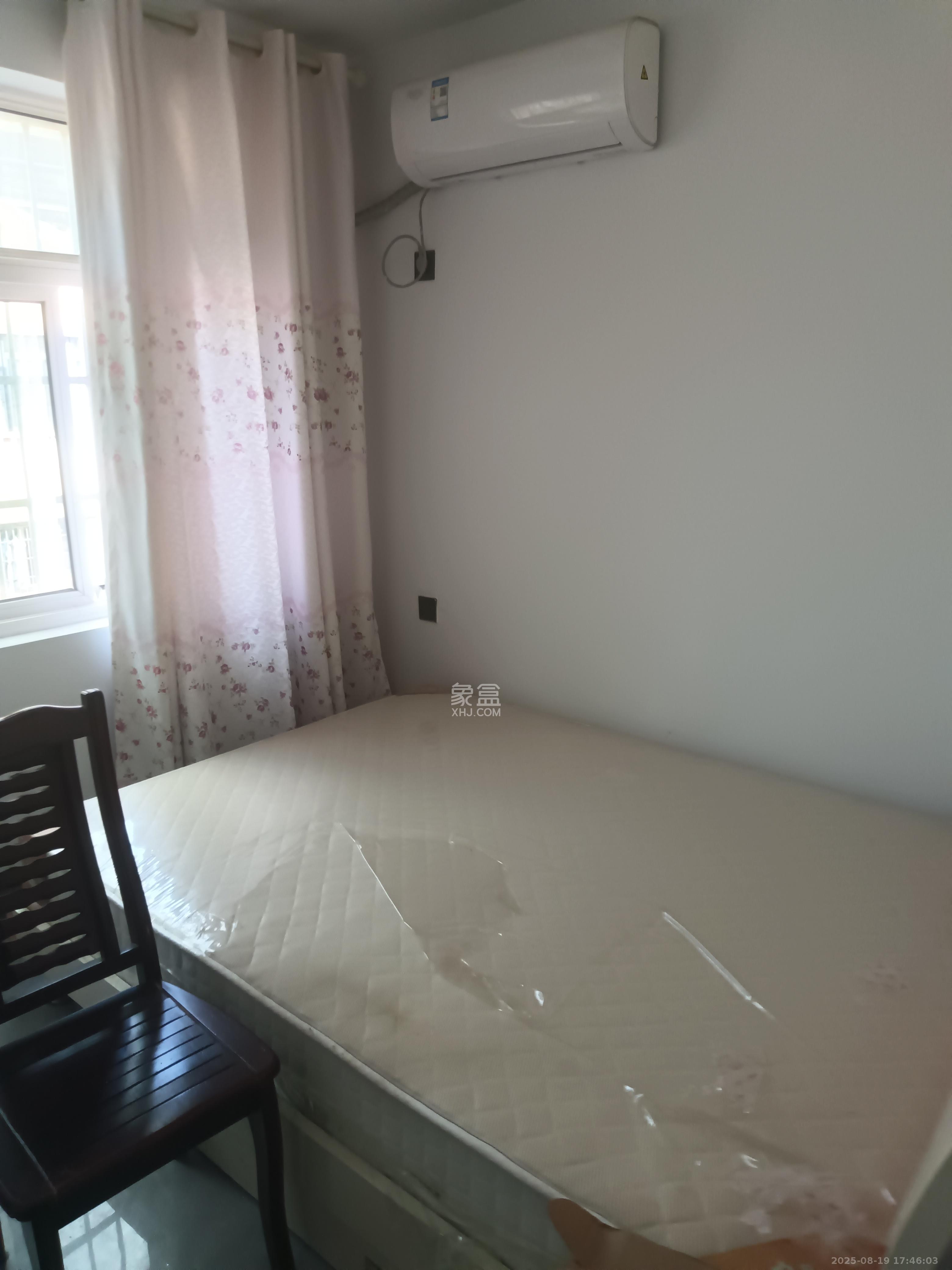 御景龙城 3室1厅1卫 2000.0元/月 御景龙城 3室1厅1卫 2000.0元/月室内图