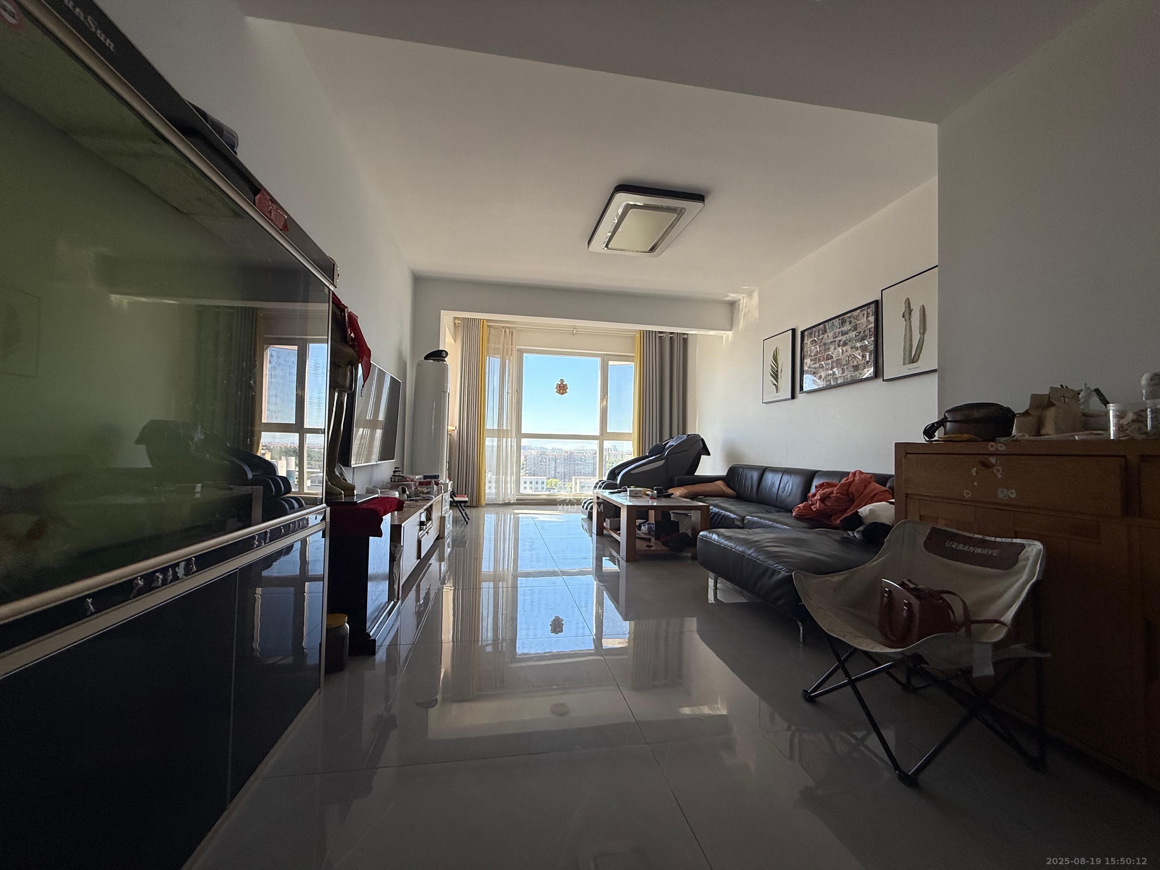 金桂小区一期 3室2厅2卫 2900.0元/月 金桂小区一期 3室2厅2卫 2900.0元/月室内图