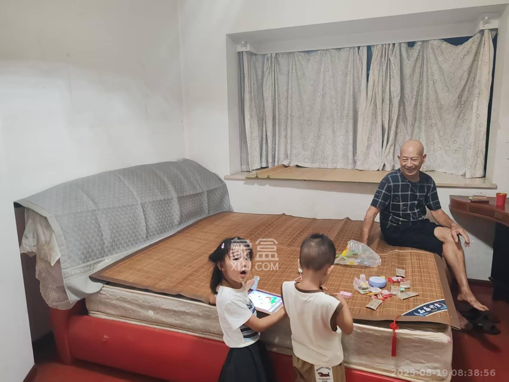 芙蓉蓉苑  2室2厅2卫    2500.0元/月室内图