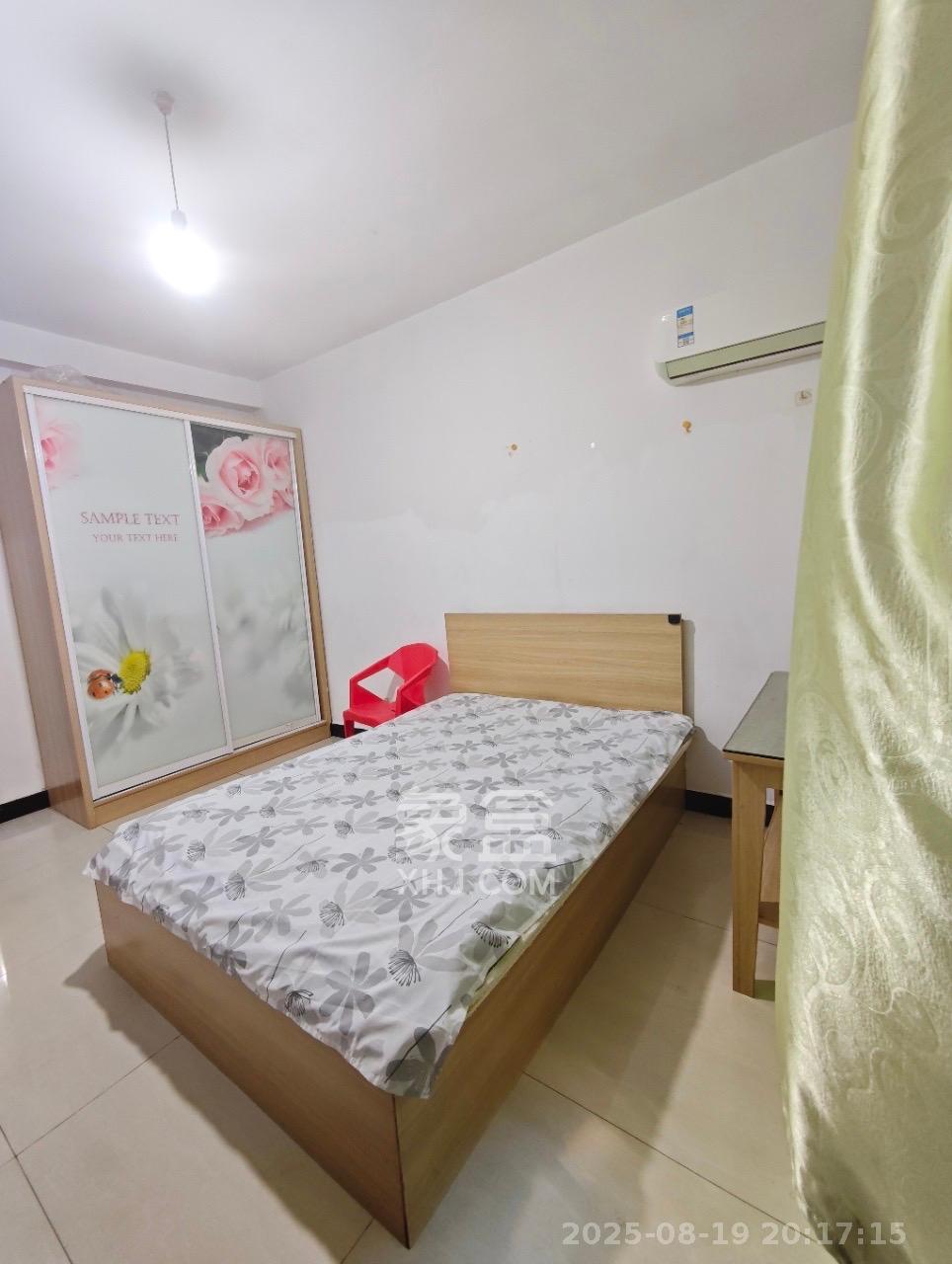 新合四村 2室1厅1卫 1300.0元/月 新合四村 2室1厅1卫 1300.0元/月室内图