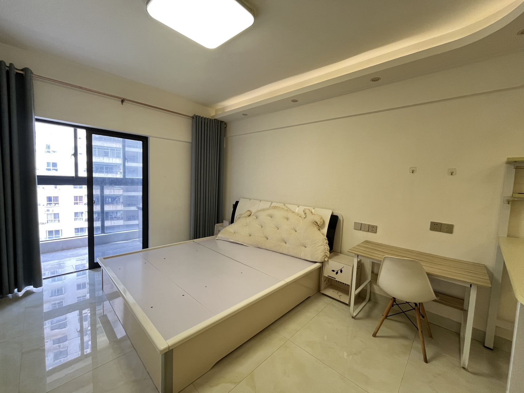 宇建国贸城  1室1厅1卫   2500.00元/月室内图