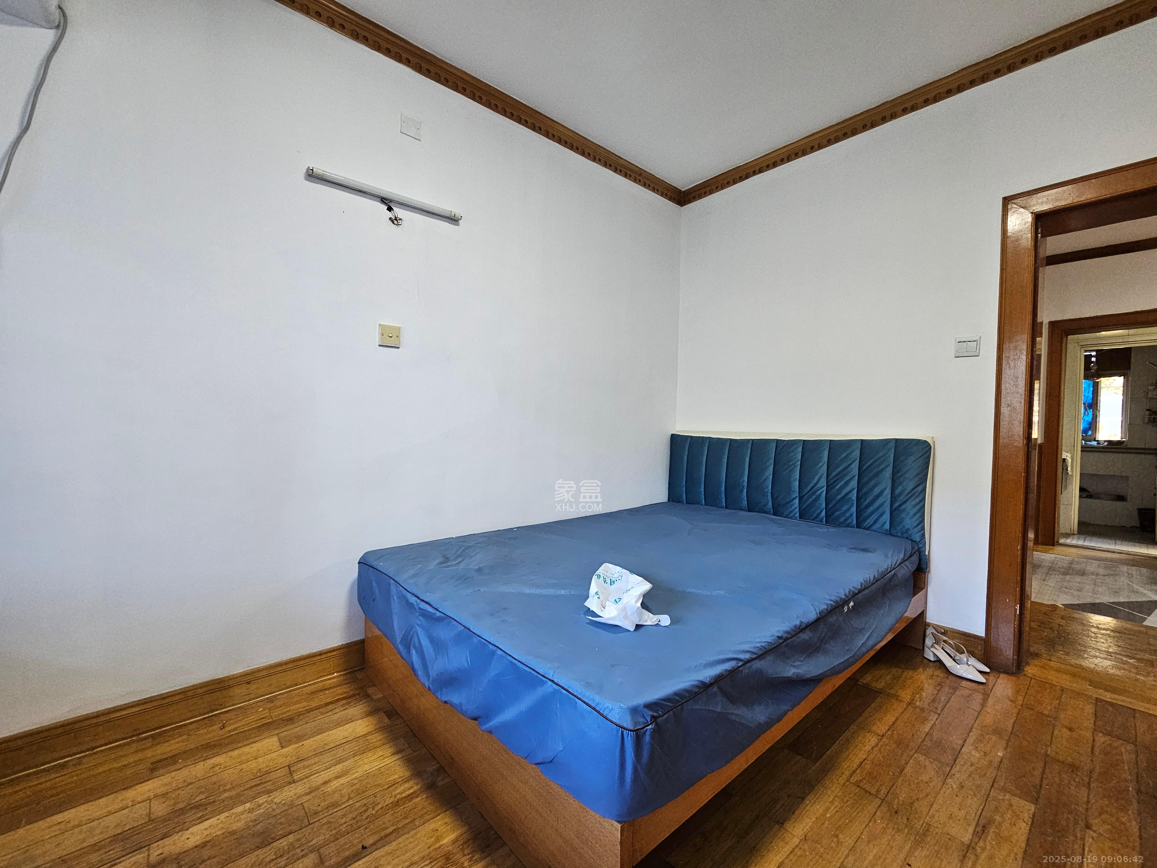 五水厂宿舍  2室1厅1卫    1700.0元/月室内图