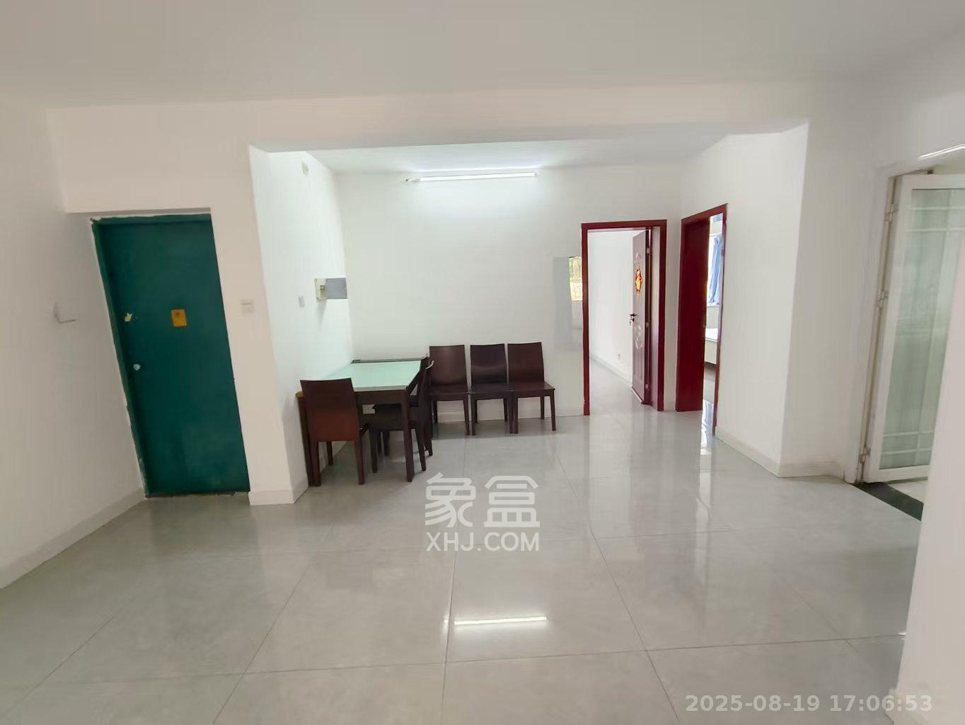 德政园 3室2厅2卫 2400.0元/月 德政园 3室2厅2卫 2400.0元/月室内图