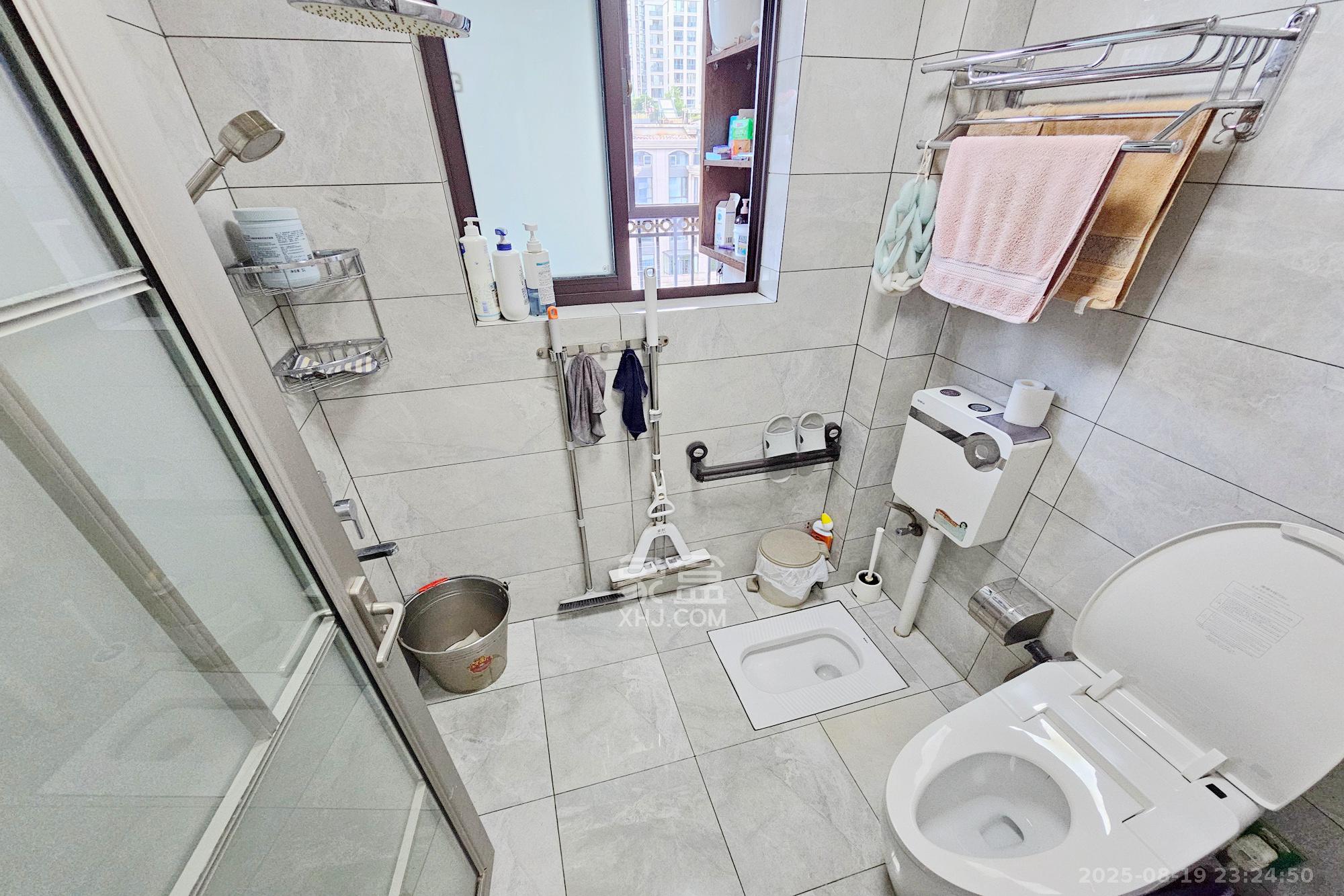 明昇壹城（明昇时代广场）一期  4室2厅2卫    358.0万其他