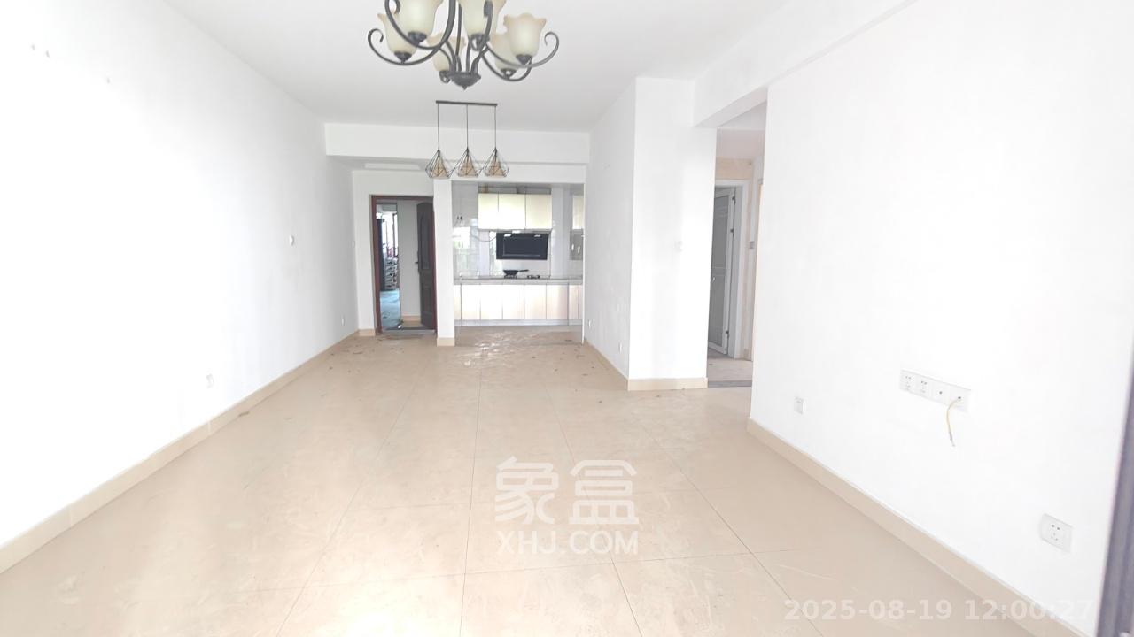 今时艺苑  4室2厅1卫   2000.00元/月室内图