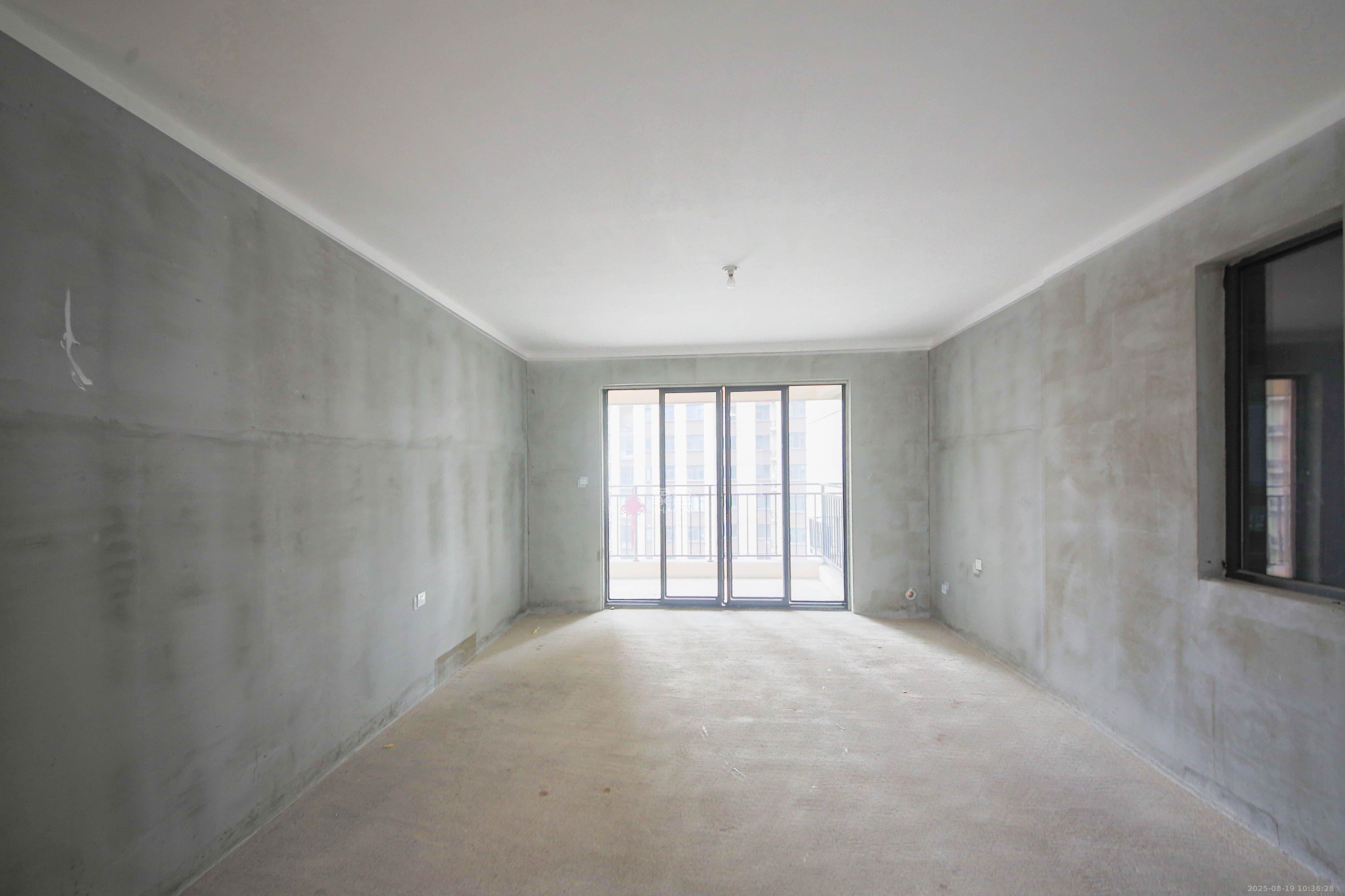 中建钰和城  4室2厅2卫    2000.0元/月 中建钰和城  4室2厅2卫    2000.0元/月