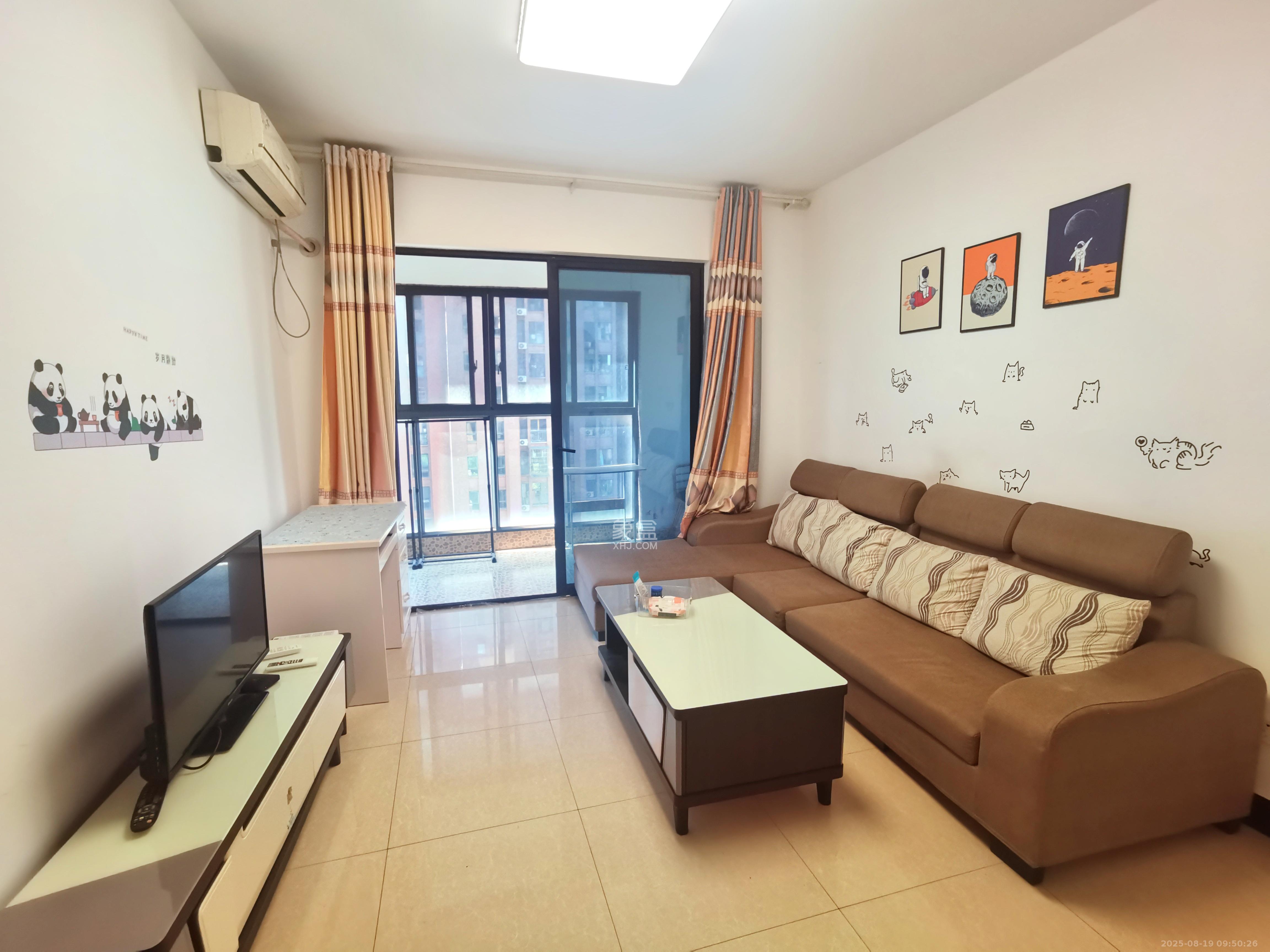 三一街区  3室2厅1卫    1600.0元/月 三一街区  3室2厅1卫    1600.0元/月